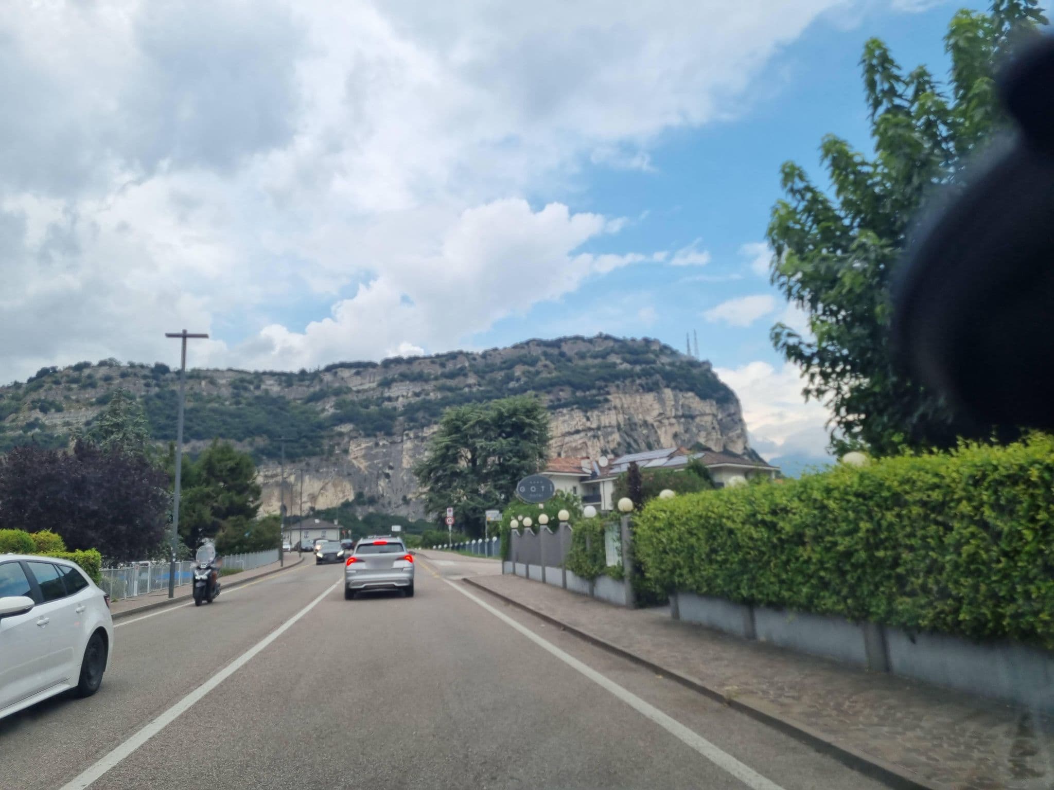 Street view near Gotì, Nago-Torbole — © dsmm (CC BY-SA · Mapillary)