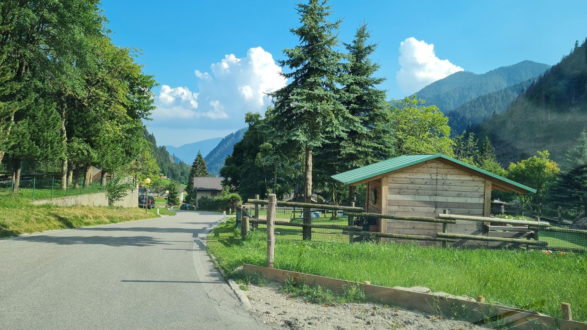 Street view near Casa Val Calamento a Telve, Telve — © laniuscollurio (CC BY-SA · Mapillary)