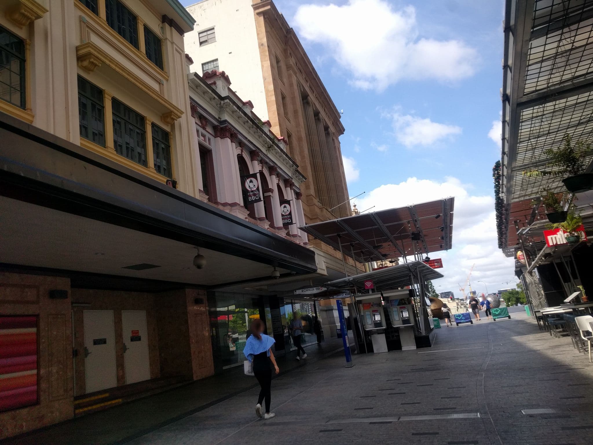 Street view near Hyatt Regency, Brisbane central business district — © davidbdean (CC BY-SA · Mapillary)