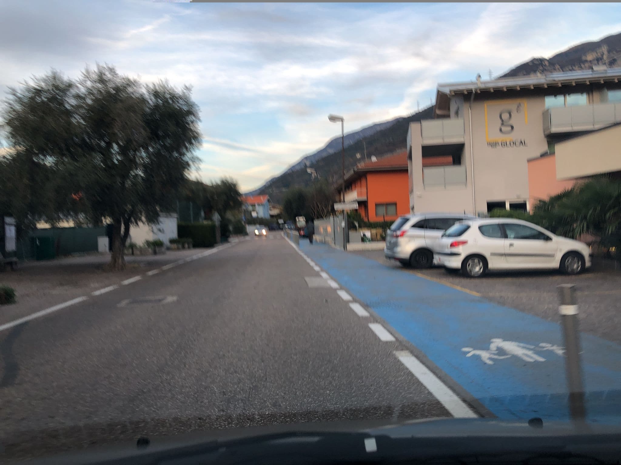 Street view near Holiday, Nago-Torbole — © mich74 (CC BY-SA · Mapillary)