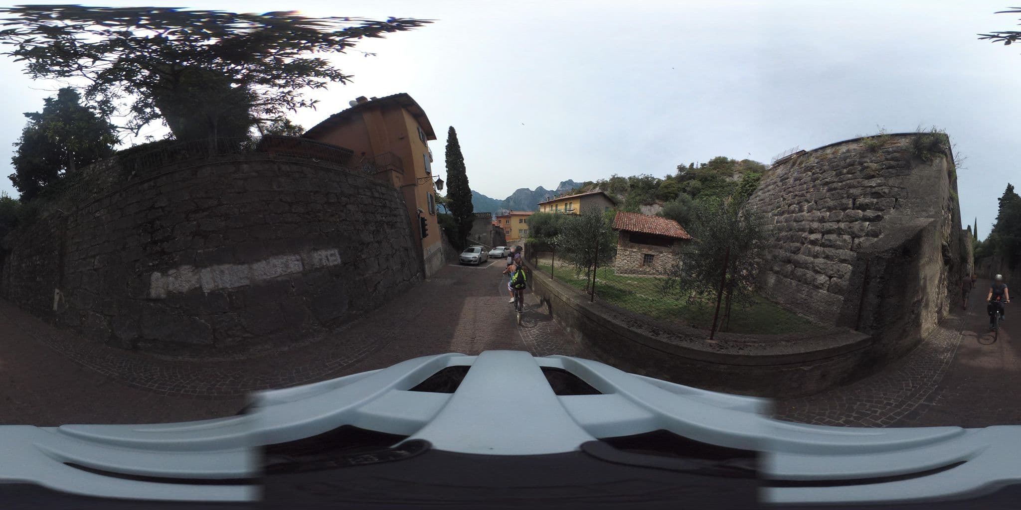 Street view near Suster, Nago-Torbole — © giubar (CC BY-SA · Mapillary)