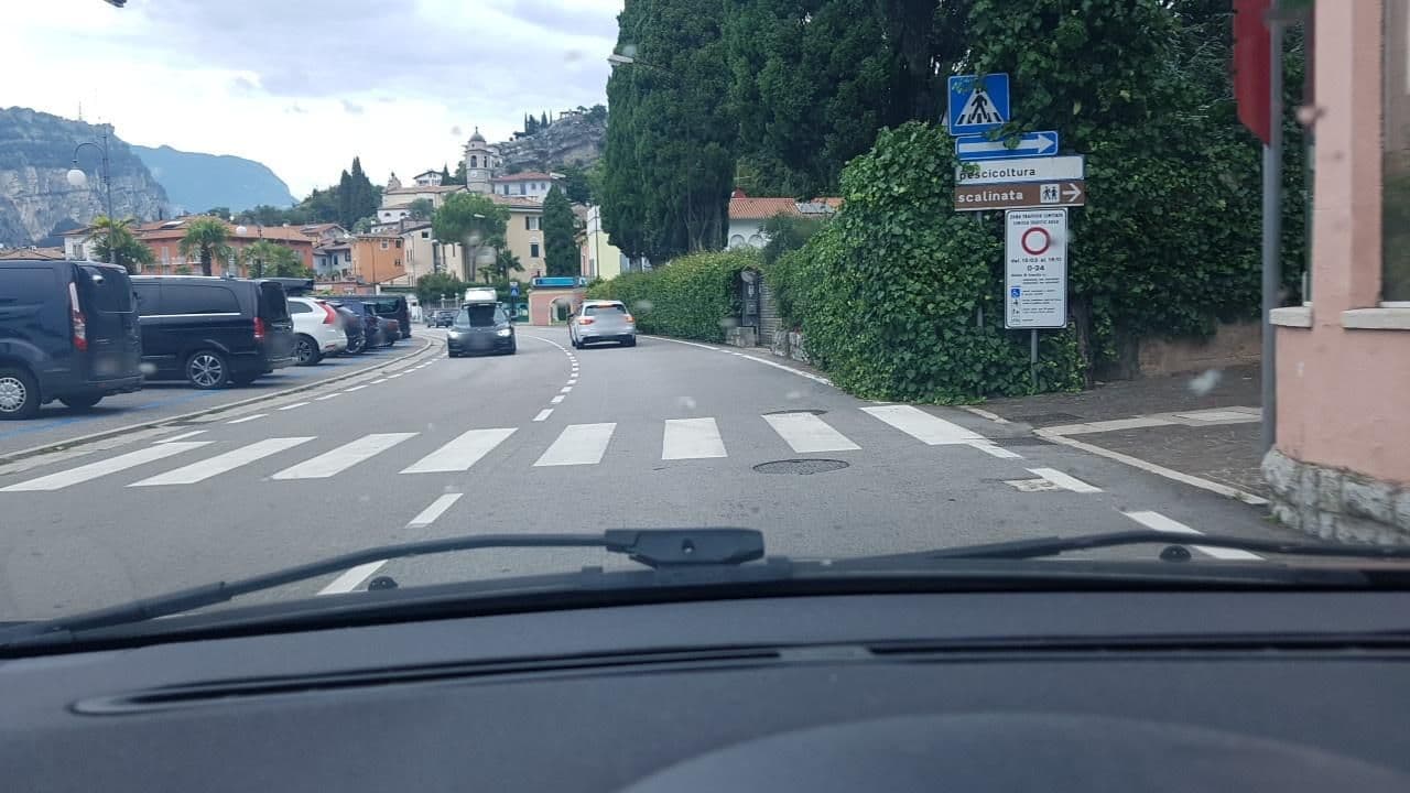 Street view near Casa Romani, Nago-Torbole — © mik007 (CC BY-SA · Mapillary)