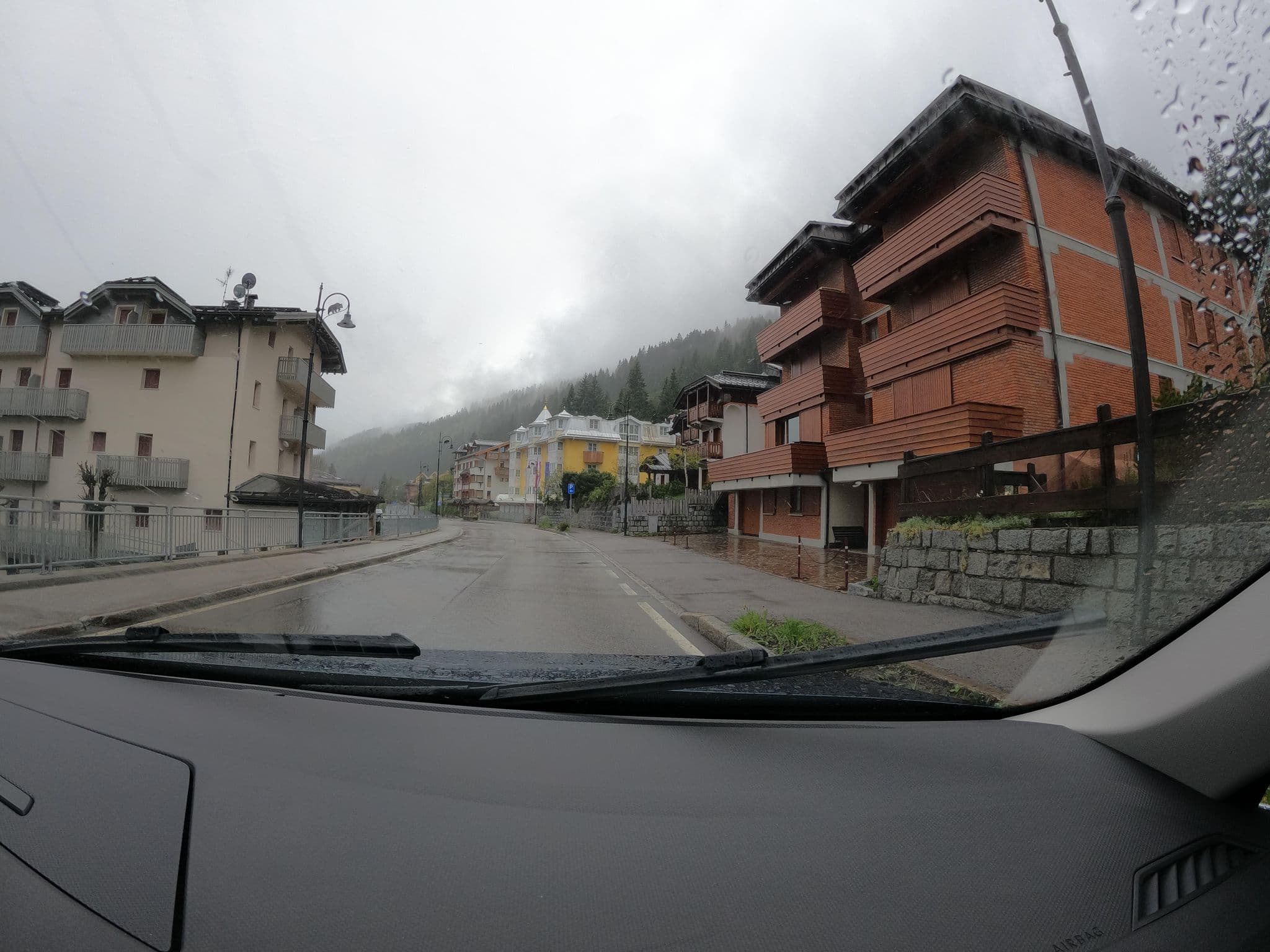 Street view near Ideal, Pinzolo — © borovac (CC BY-SA · Mapillary)