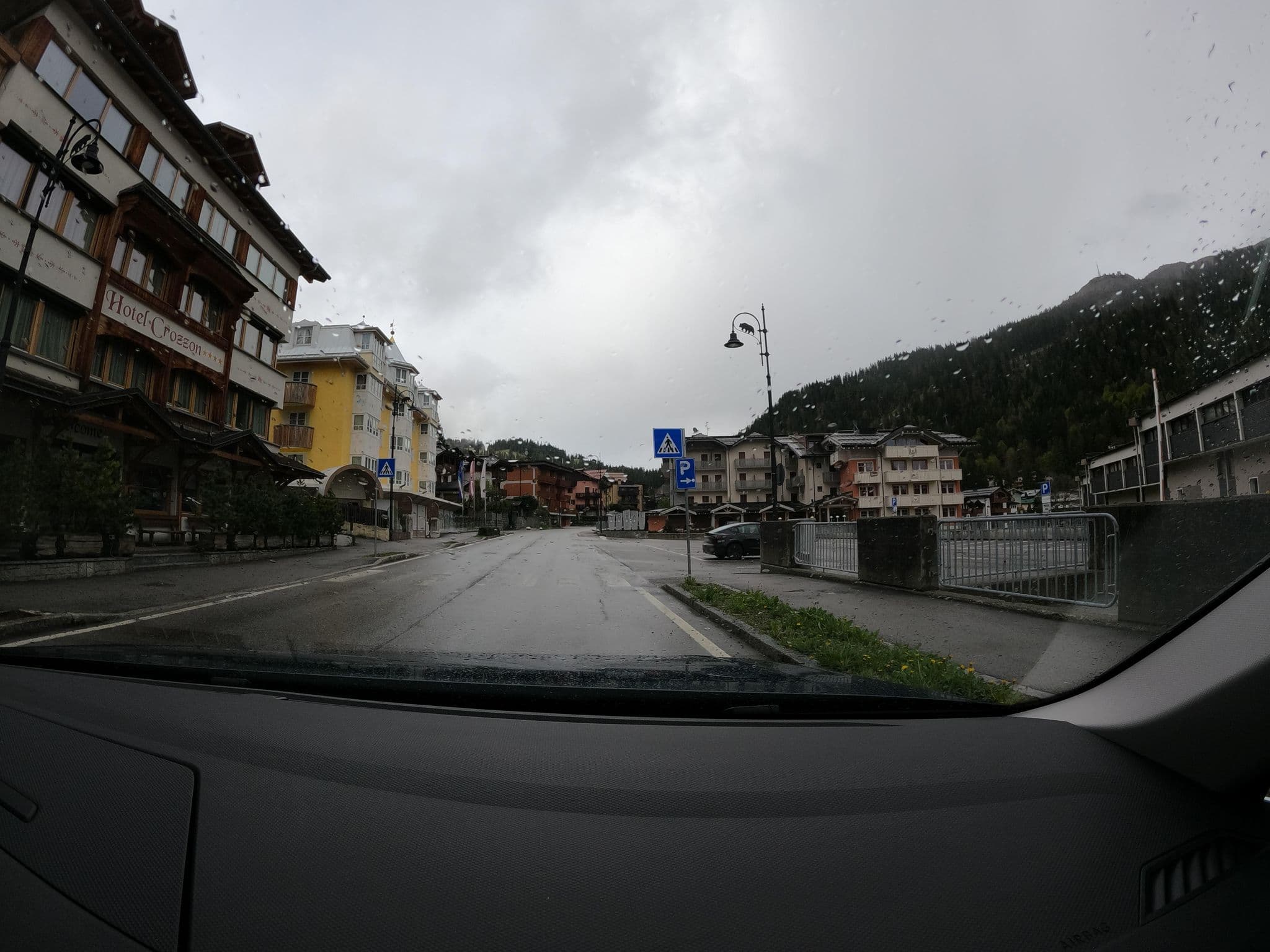 Street view near Alpen Suite, Pinzolo — © borovac (CC BY-SA · Mapillary)