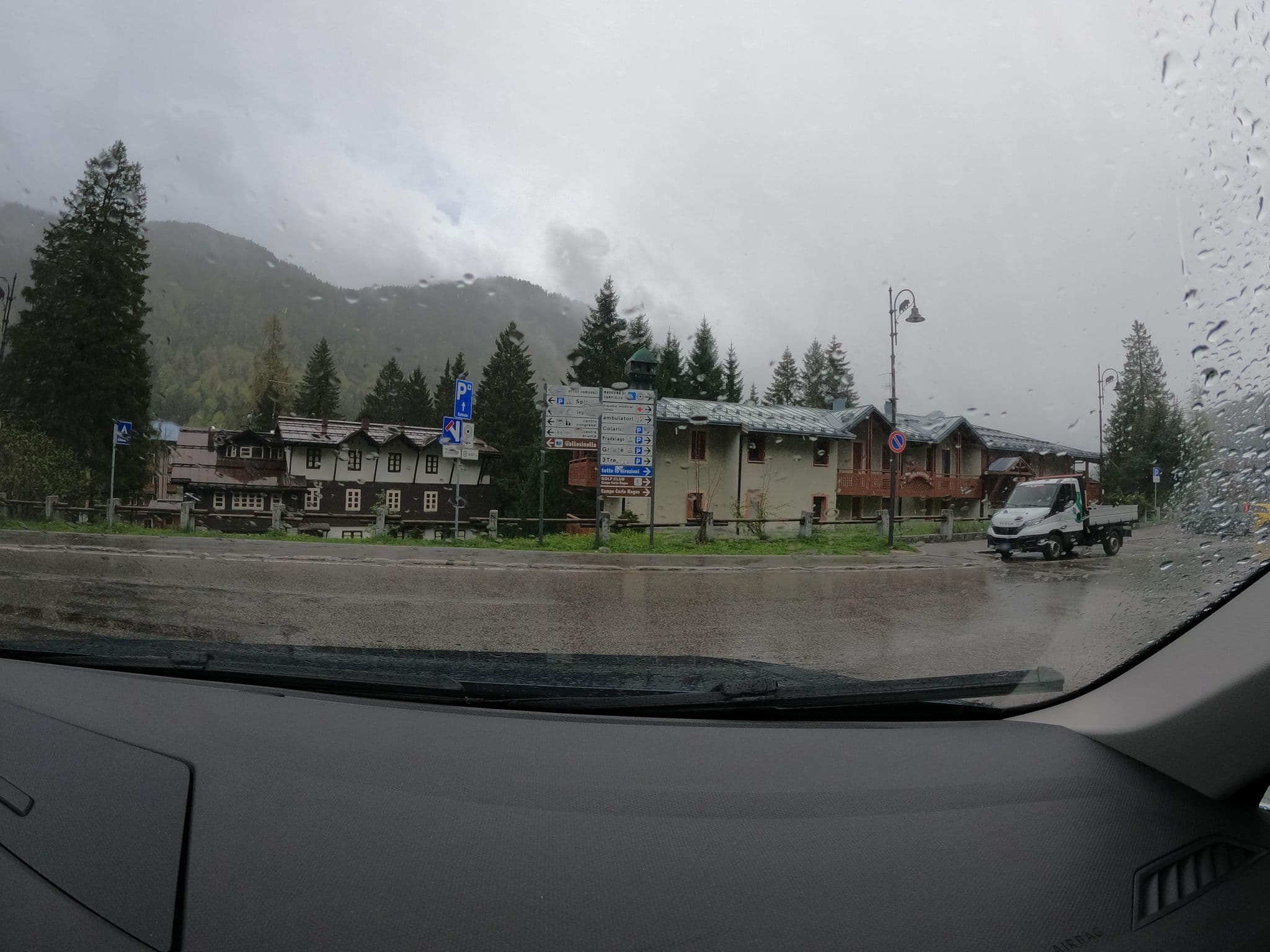 Street view near Orsa Maggiore, Pinzolo