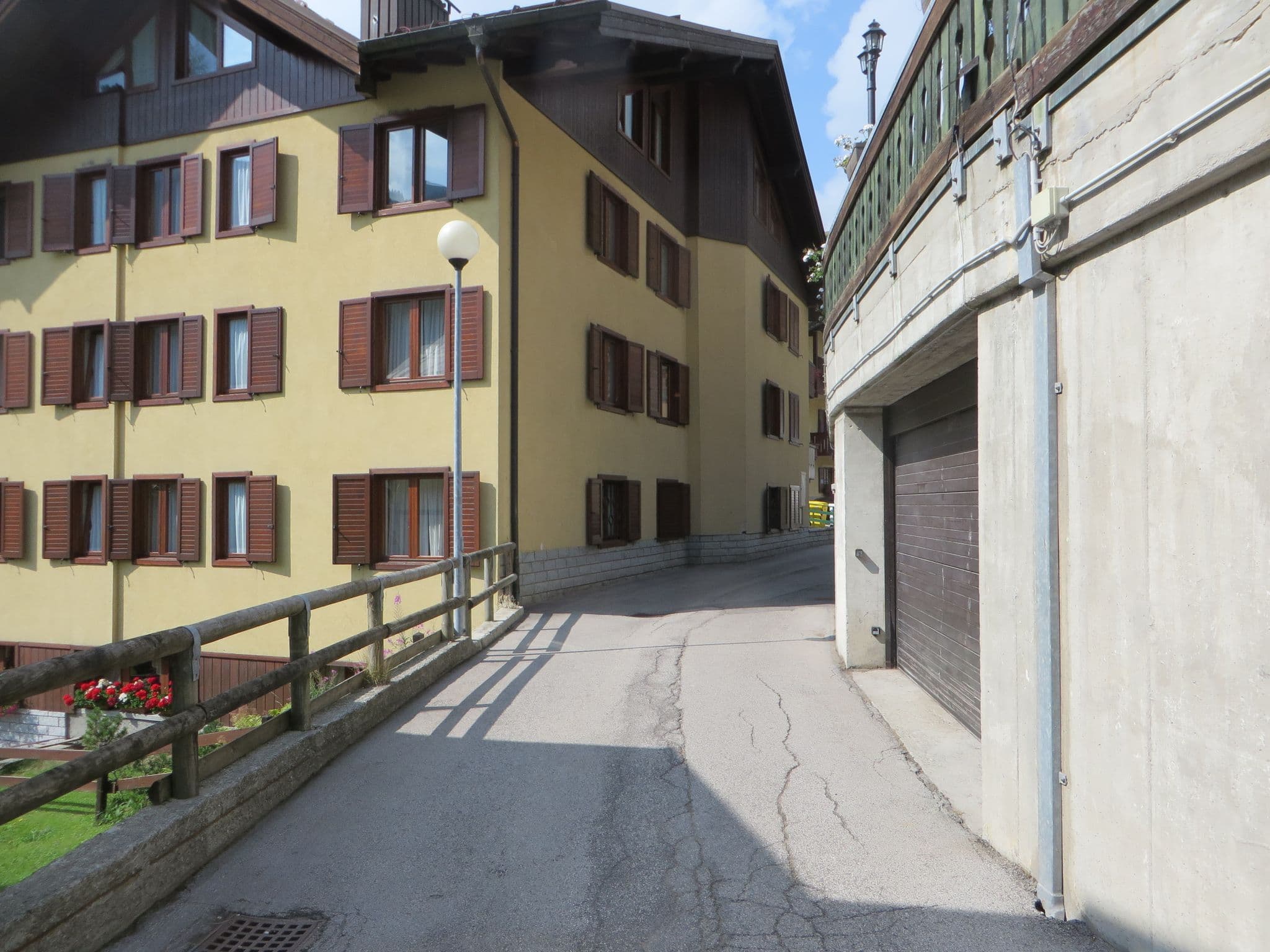 Street view near Alpen hotel Vidi, Pinzolo