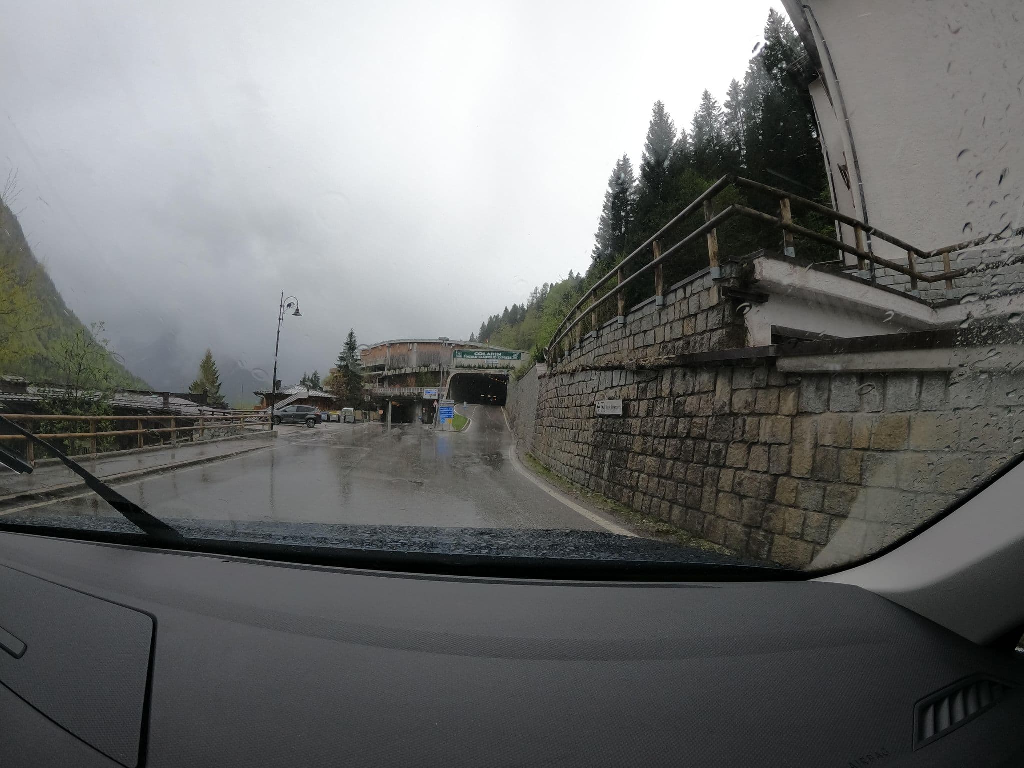 Street view near Fienili di Brenta, Pinzolo