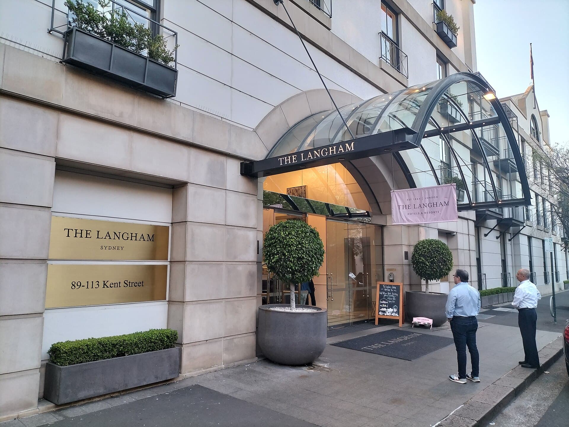 The Langham Sydney (via Wikimedia Commons, CC BY-SA 3.0)