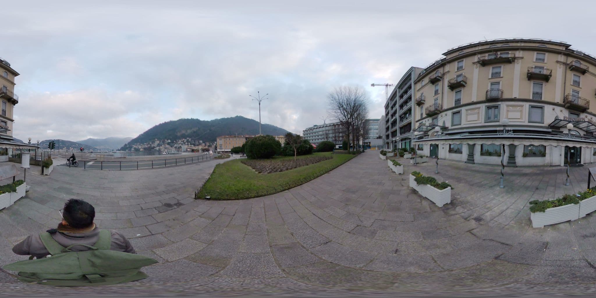 Street view near Metropole Suisse, Como — © mapconcierge (CC BY-SA · Mapillary)