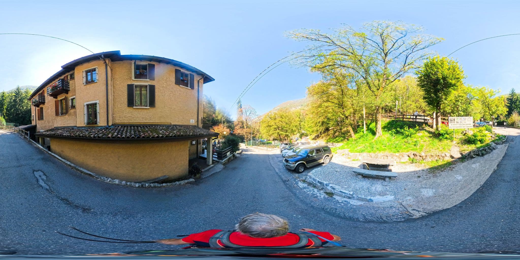 Street view near La Sorgente, Canzo — © Hol_Ger (CC BY-SA · Mapillary)