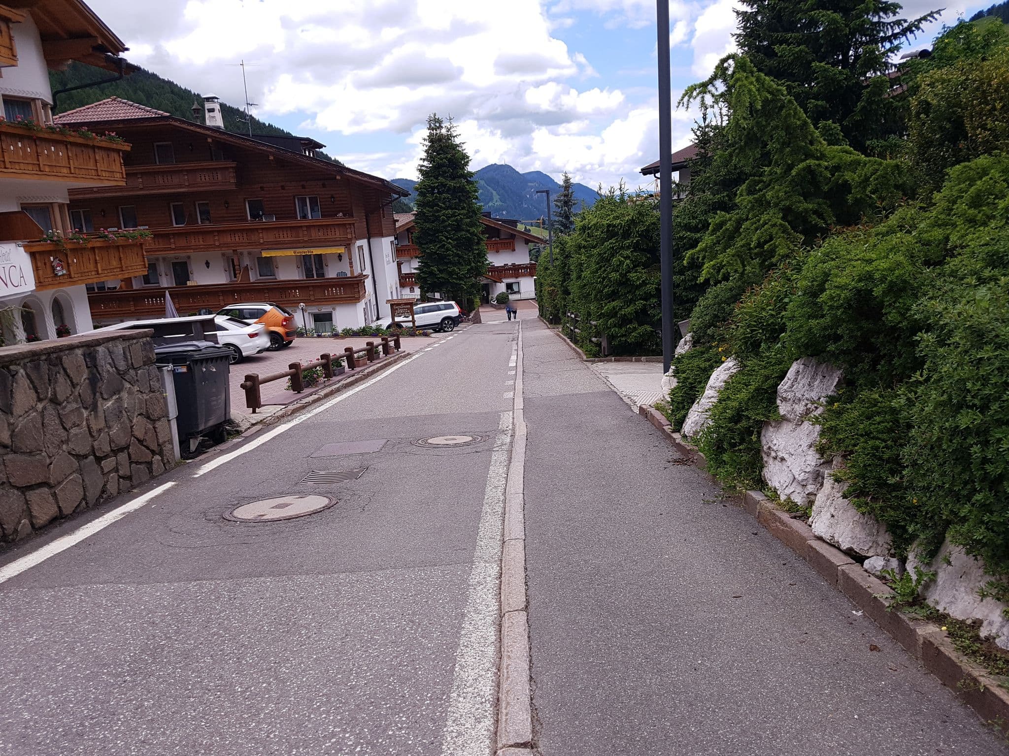 Street view near Hotel Garni Villa Anna, Selva