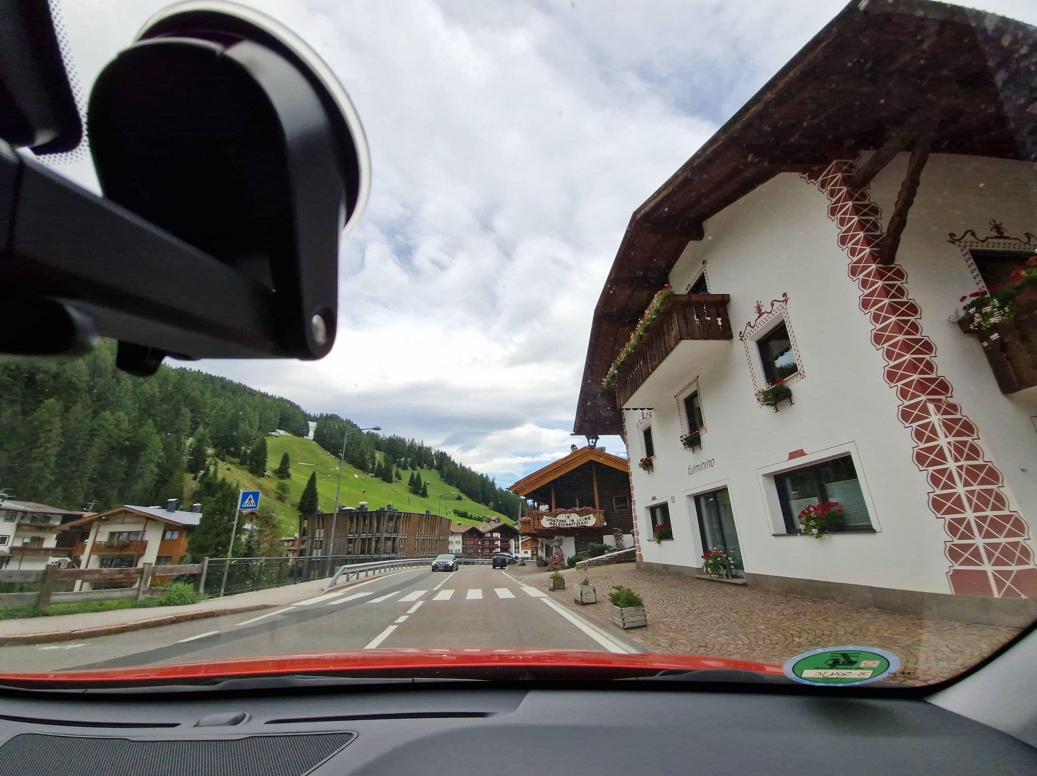 Street view near Carin, Selva