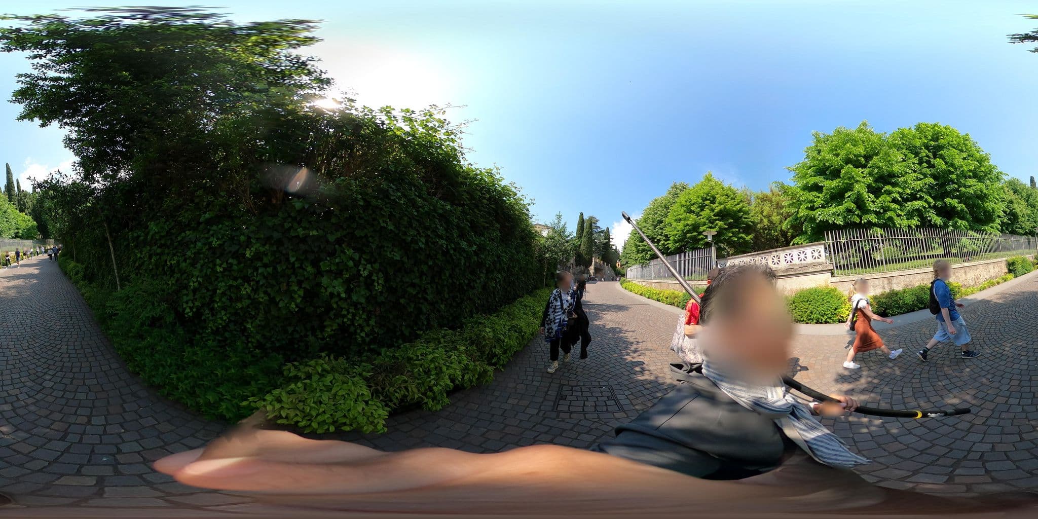 Street view near Meridiana, Sirmione — © mapconcierge (CC BY-SA · Mapillary)