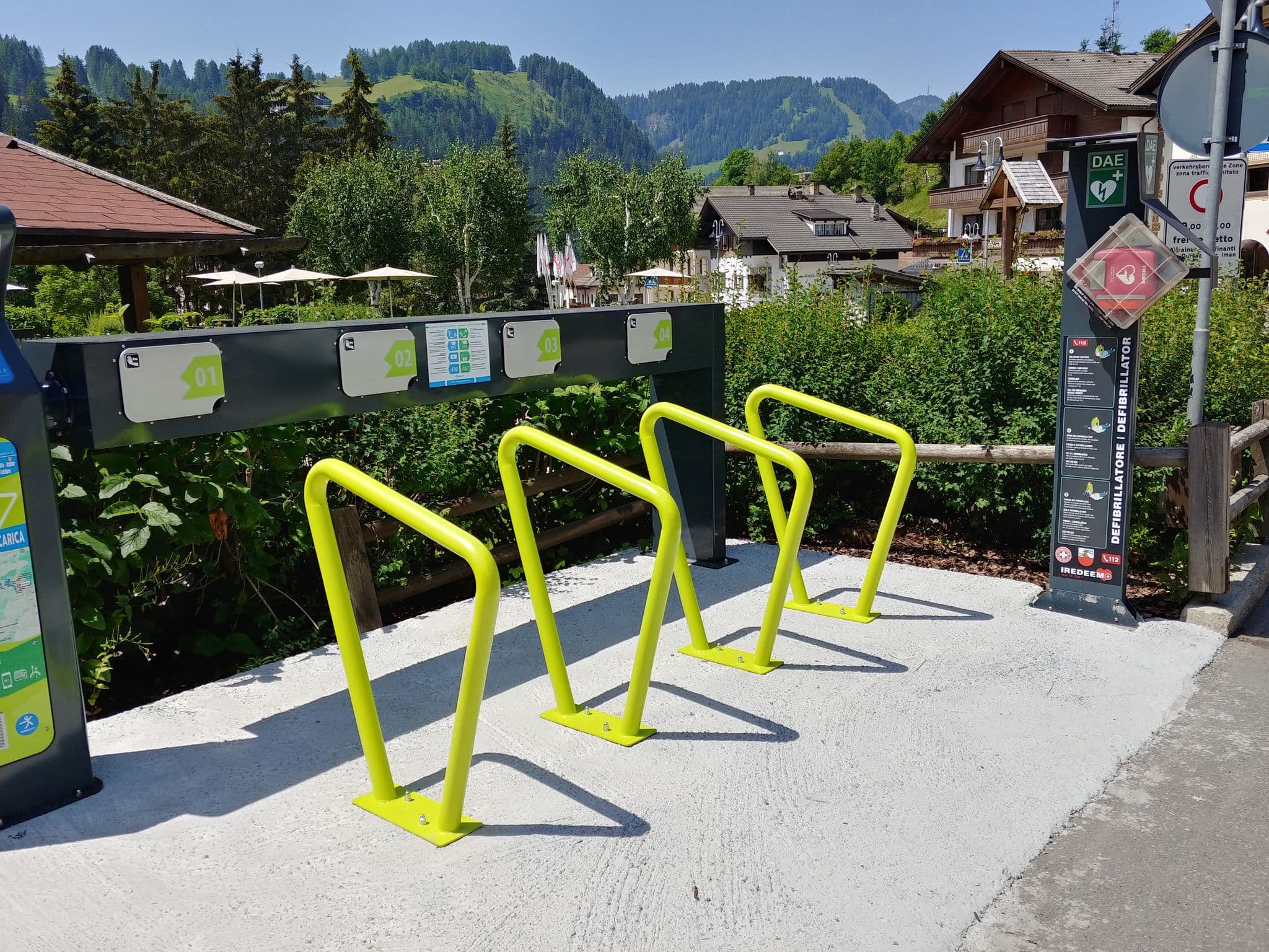Street view near Hotel Dosses, Santa Cristina Valgardena — © highlander (CC BY-SA · Mapillary)