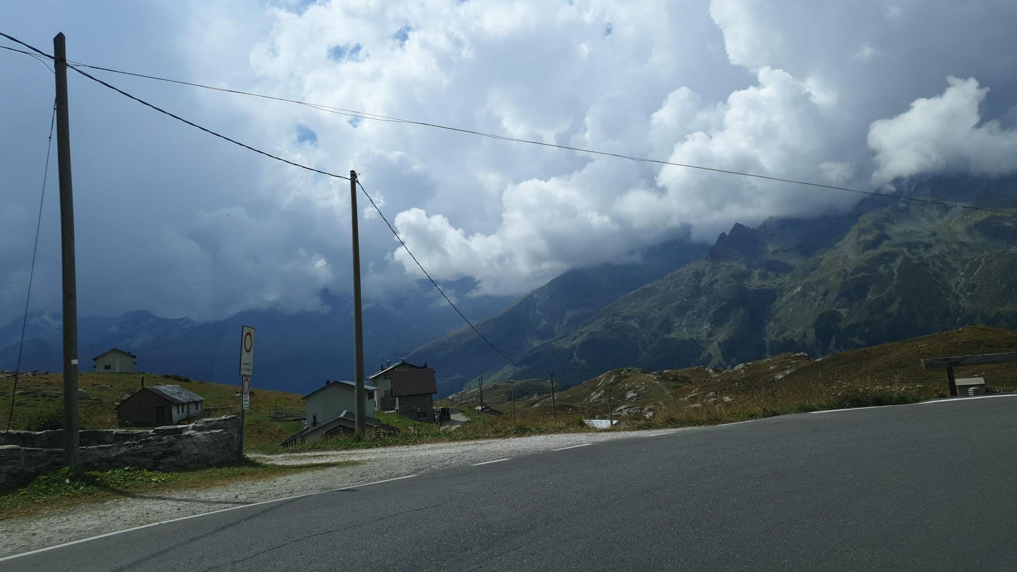 Street view near Rifugio Stuetta, Piuro — © jopparn (CC BY-SA · Mapillary)