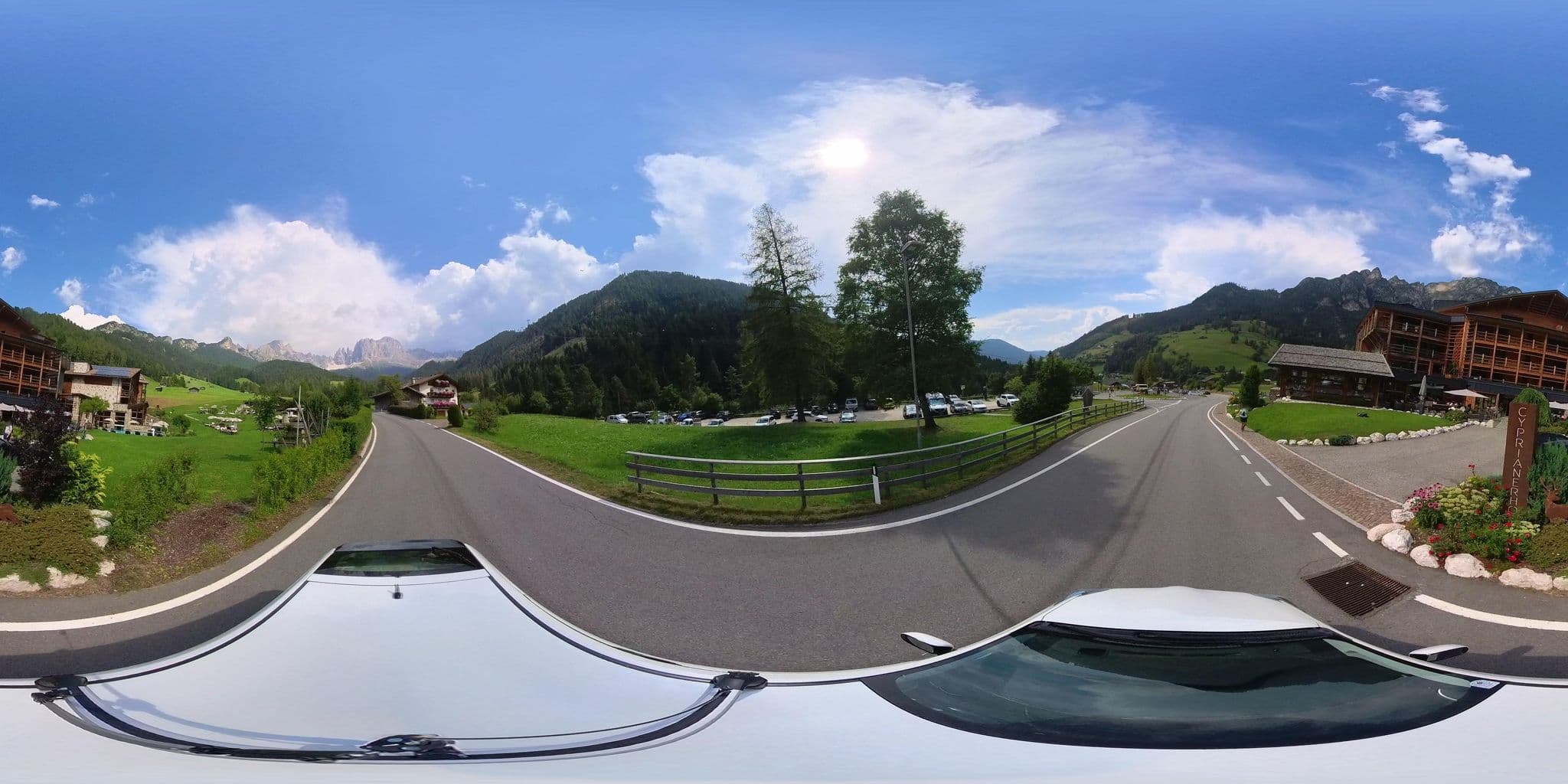 Street view near Cyprianer Hof, Nova Levante — © osmplus_org (CC BY-SA · Mapillary)