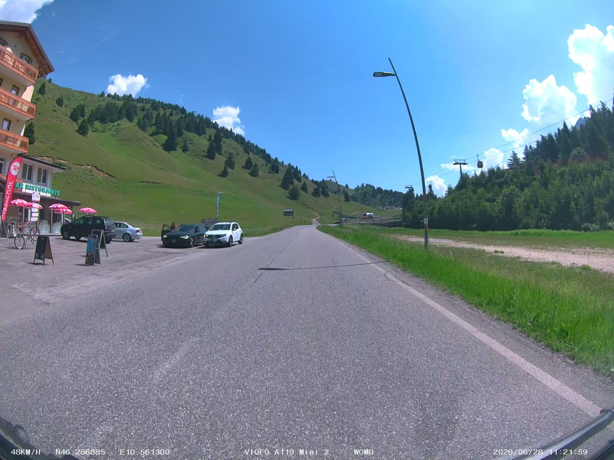 Street view near Hotel Bezzi, Ponte di Legno — © soulcover (CC BY-SA · Mapillary)