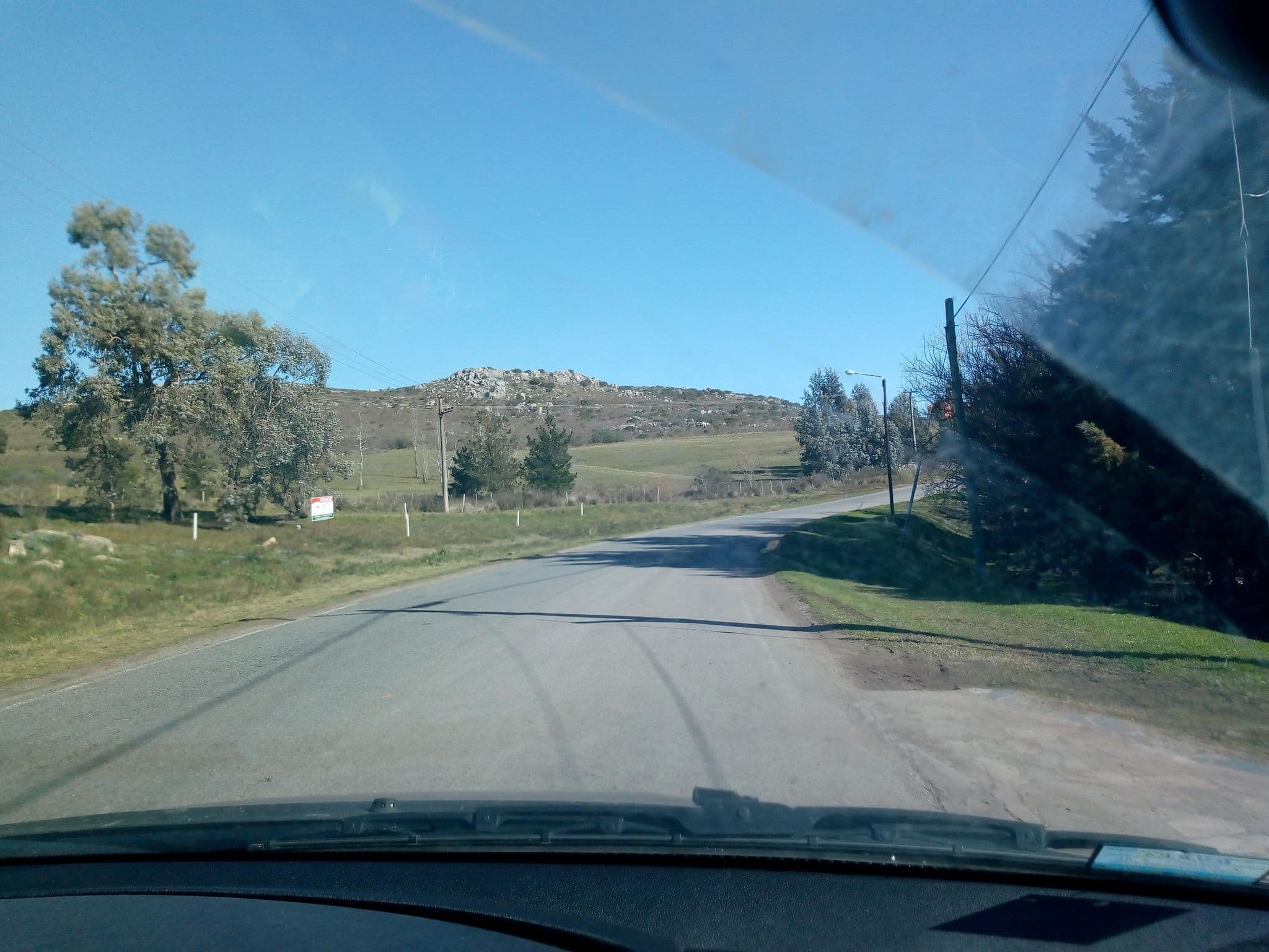 Street view near Las Pircas, Cabañas 3 rocas, Tandil