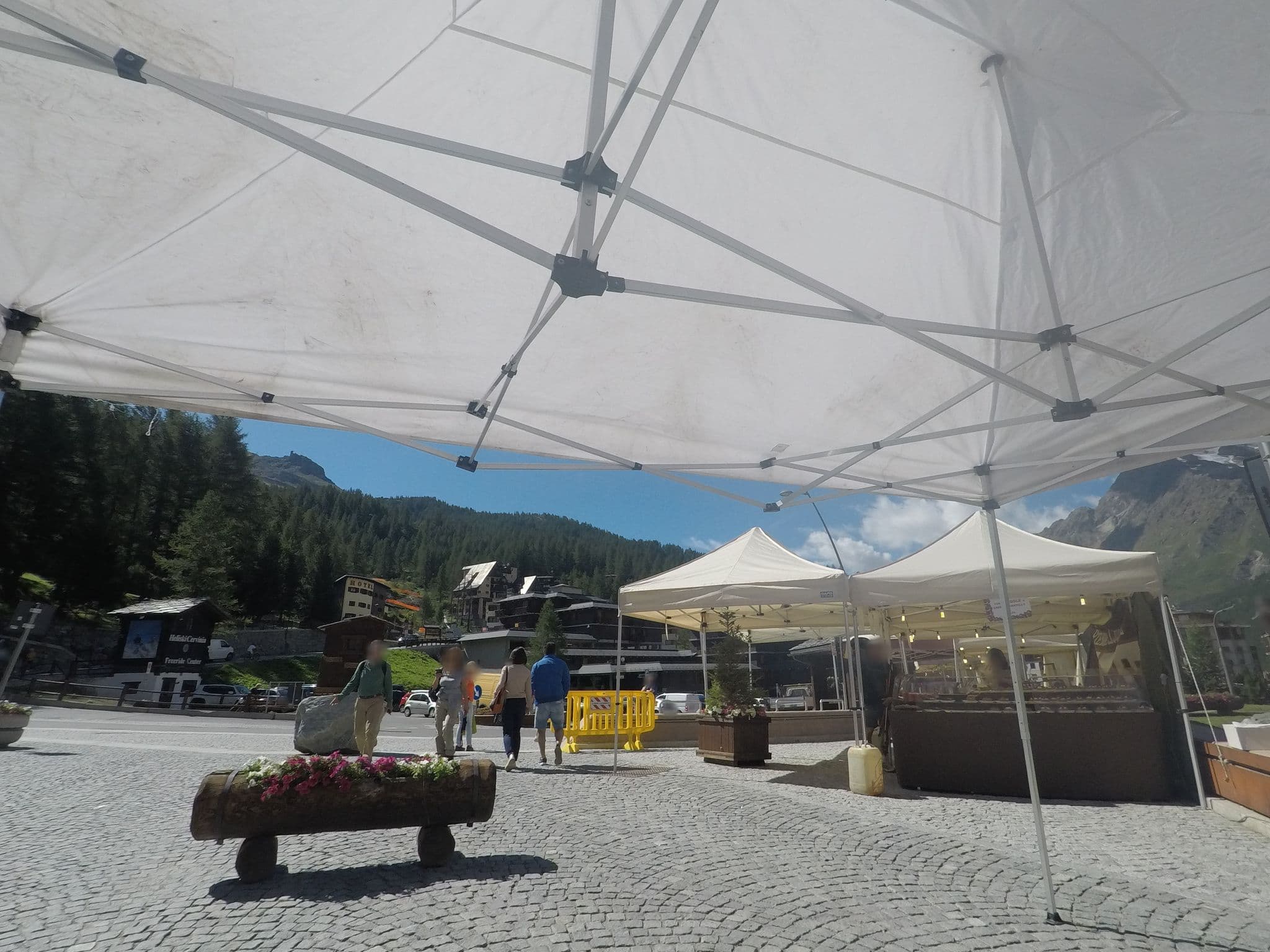 Street view near Hotel Meynet, Valtournenche — © bcostacurta (CC BY-SA · Mapillary)