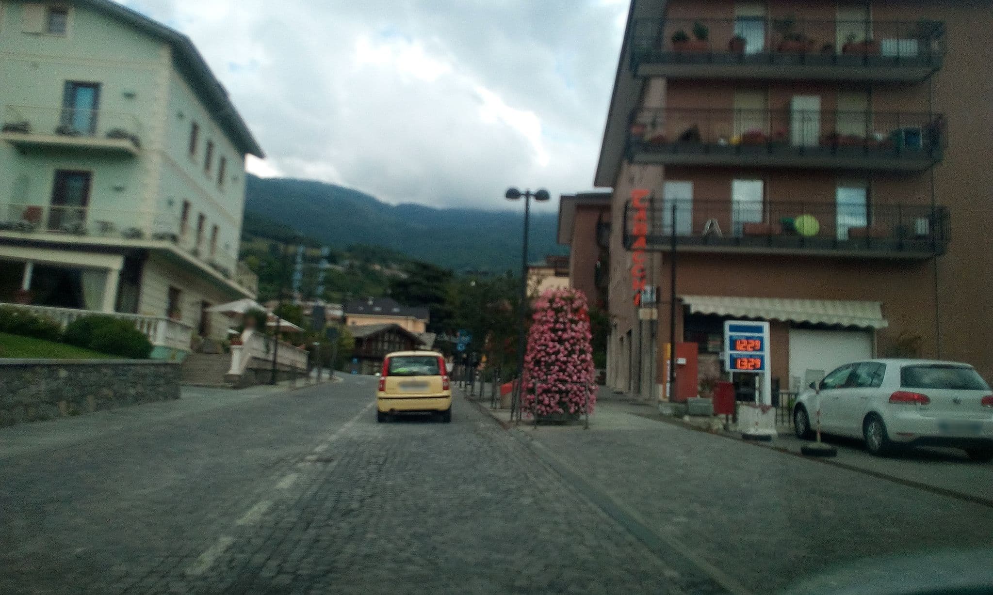 Street view near Hotel Ristorante Olympic, Saint-Vincent — © gianmarionavi (CC BY-SA · Mapillary)