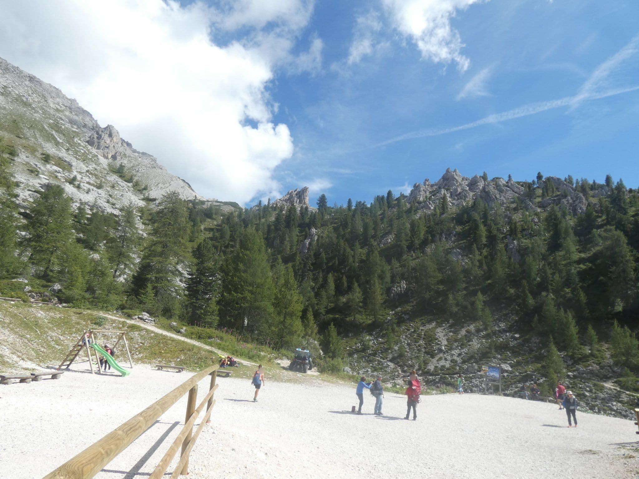 Street view near Rifugio Col de Varda, Cortina d'Ampezzo