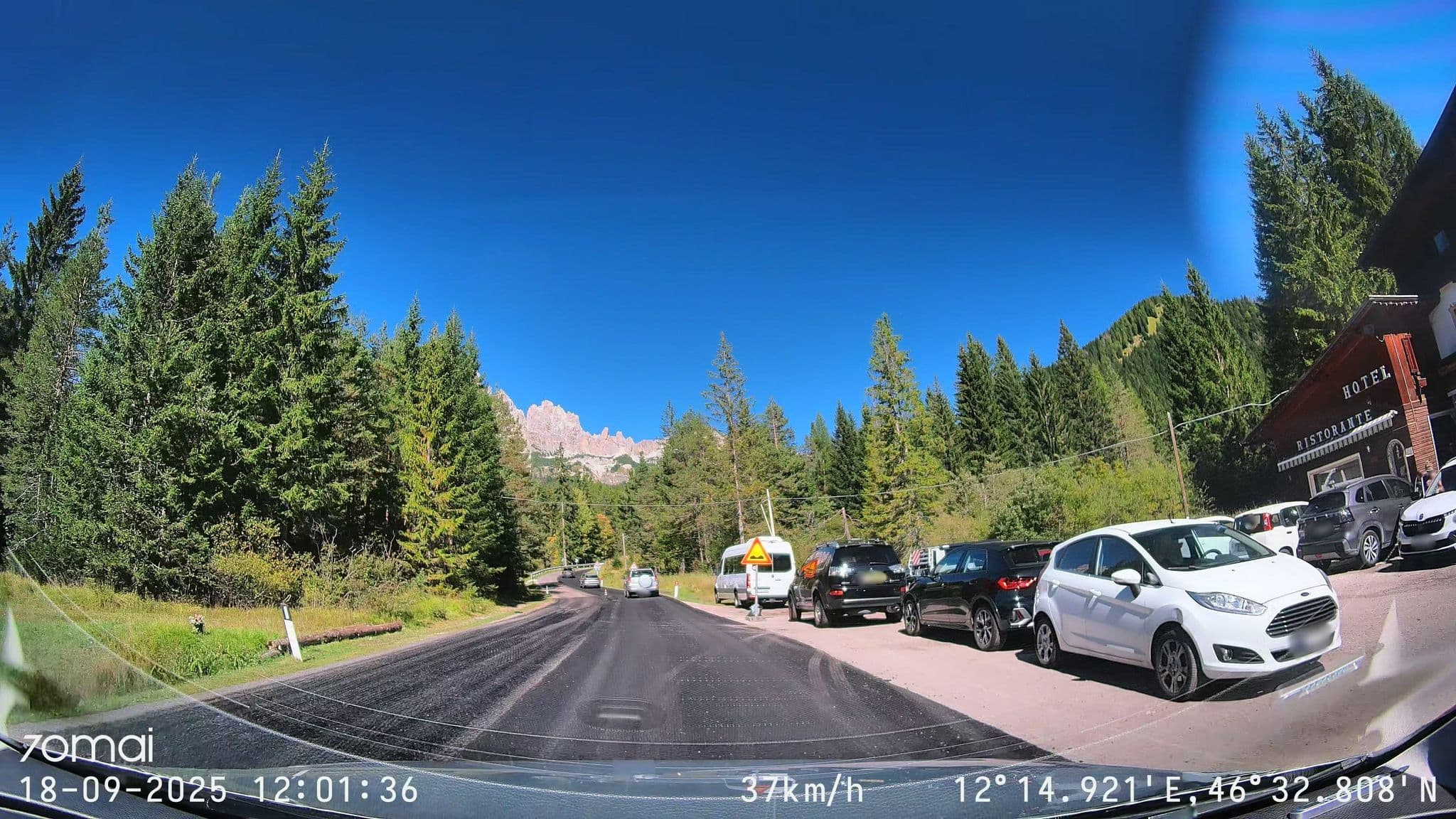 Street view near Albergo Cristallo, Cortina d'Ampezzo