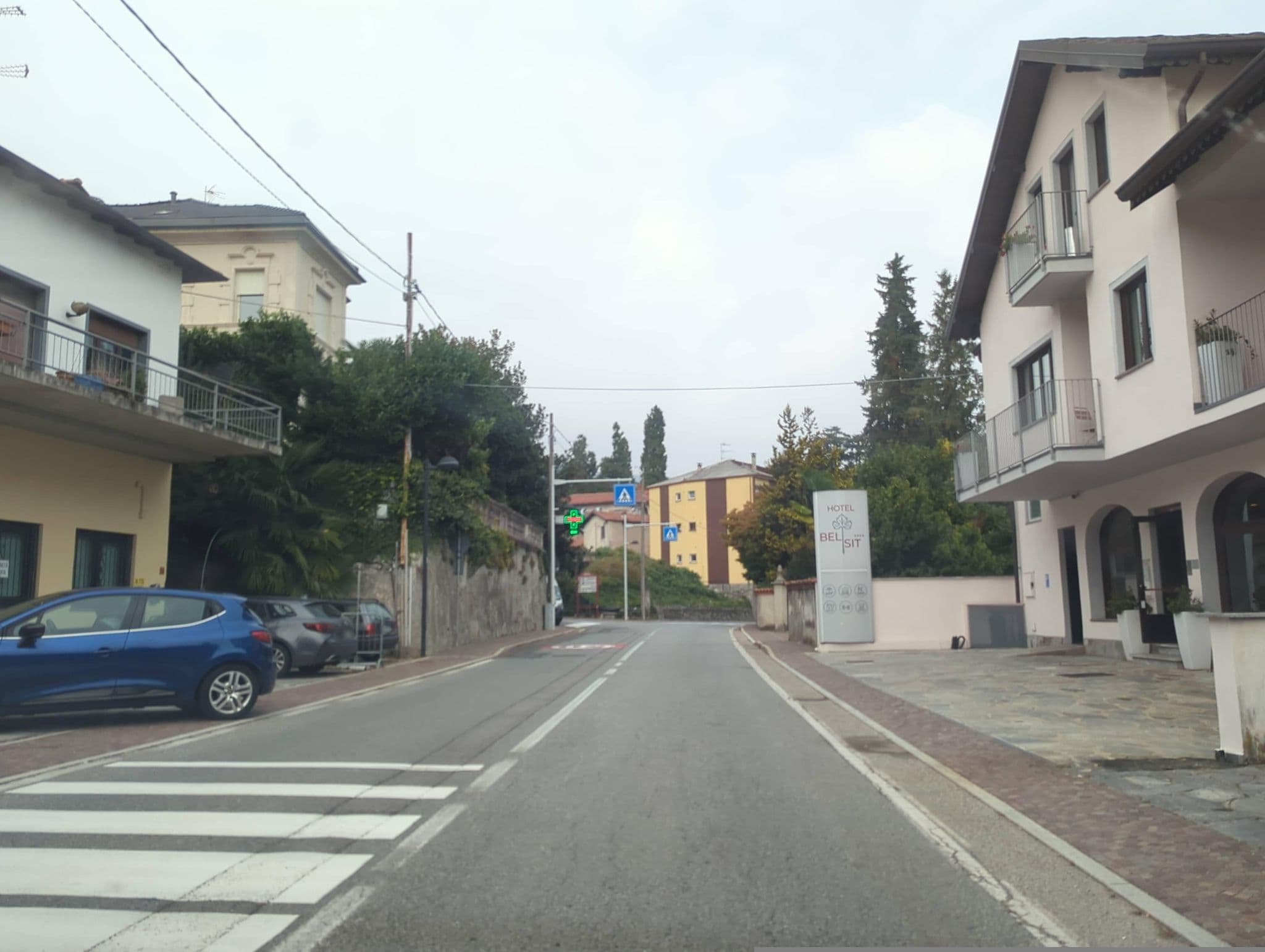 Street view near Hotel Bel Sit, Meina — © ivanbranco (CC BY-SA · Mapillary)