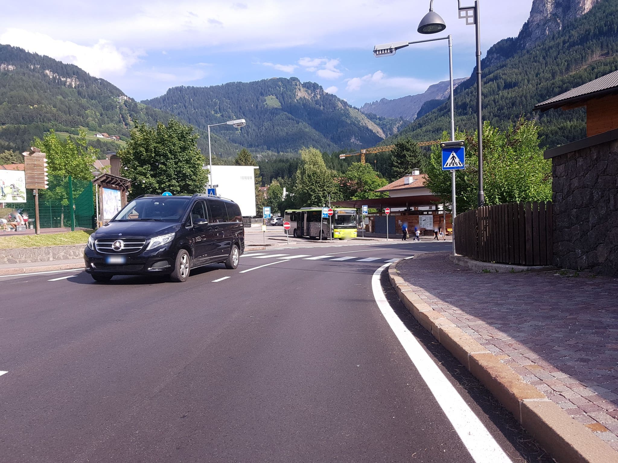 Street view near Apartment Sella, Siusi — © houtari (CC BY-SA · Mapillary)