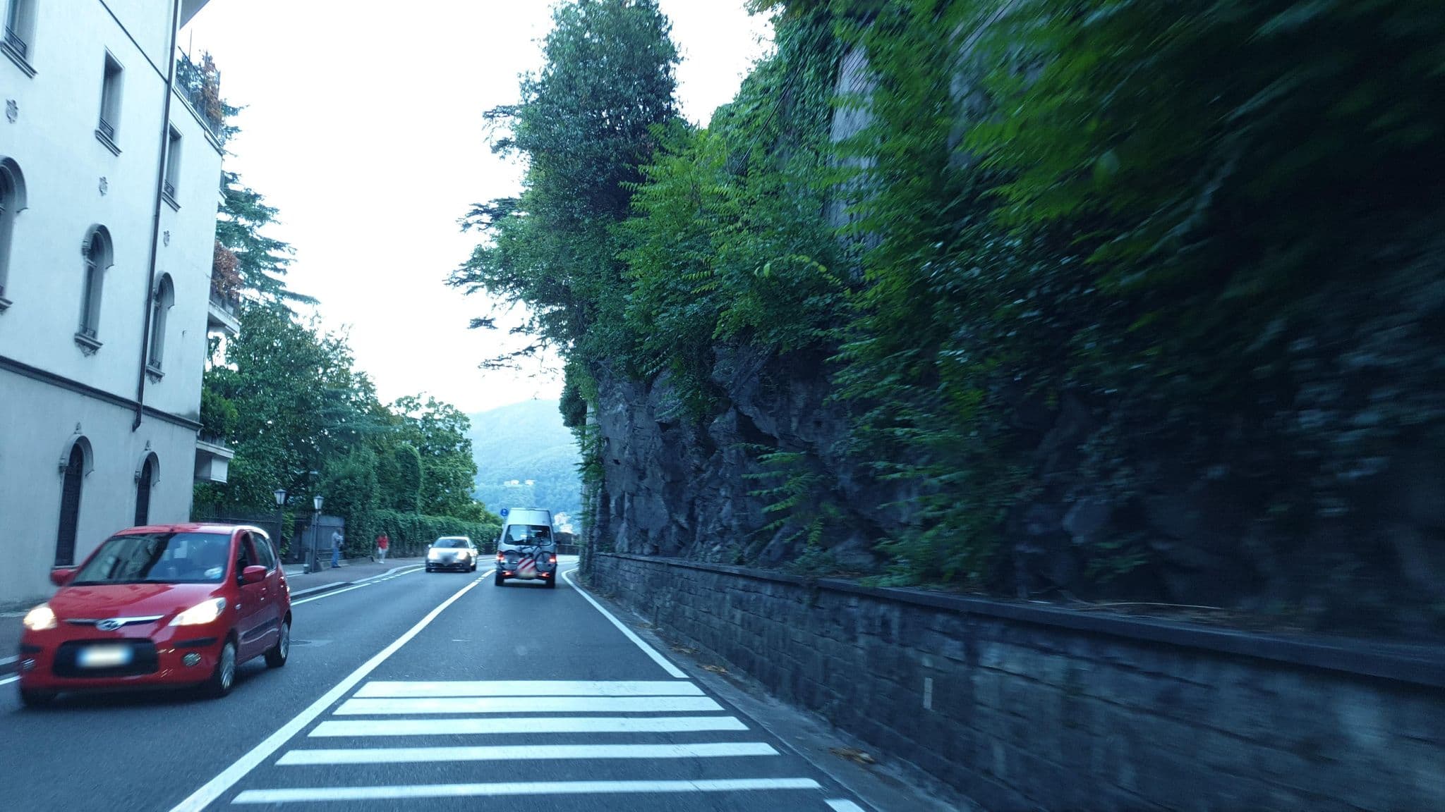 Street view near Villa Flori, Monte Olimpino — © jopparn (CC BY-SA · Mapillary)