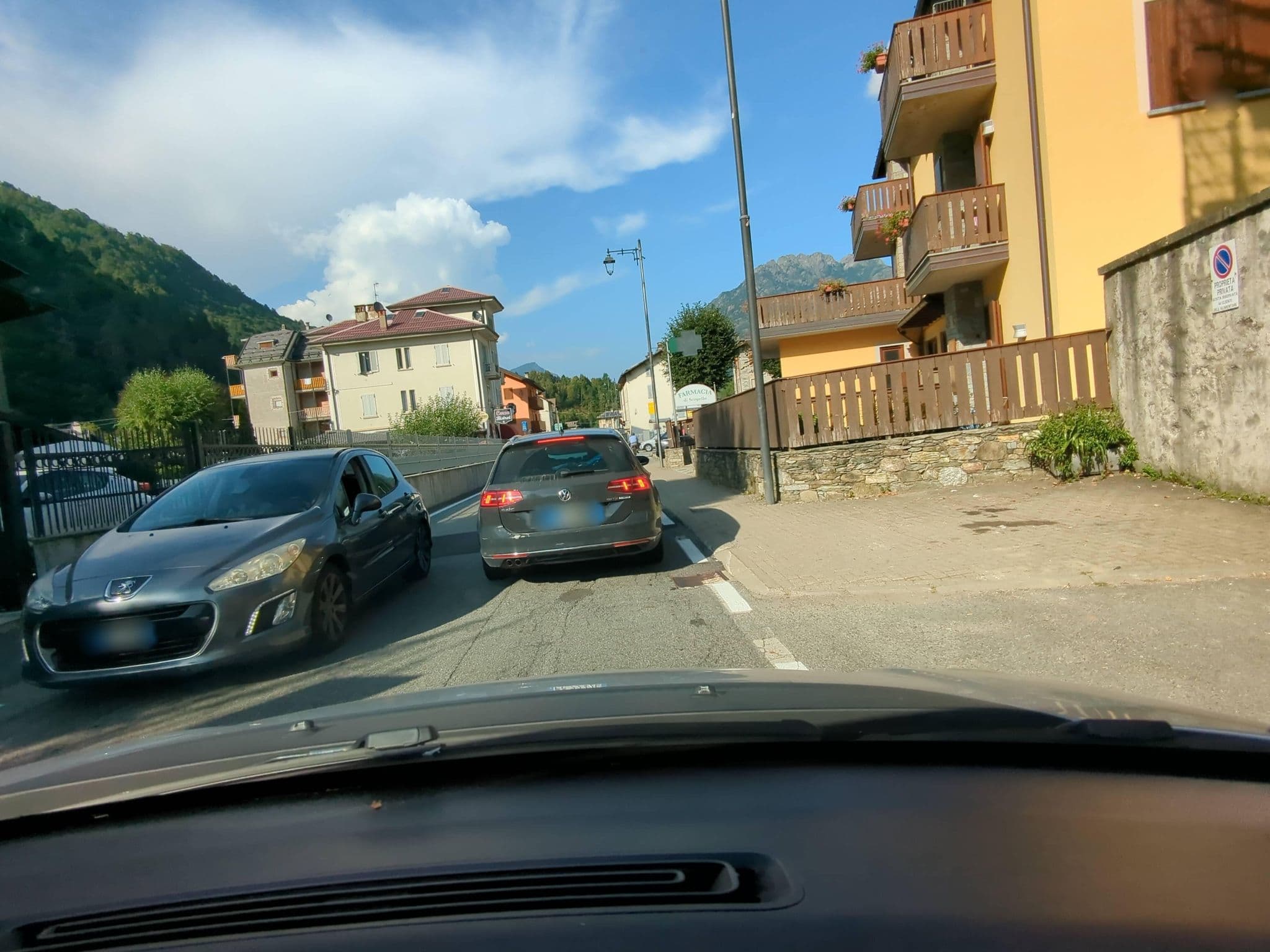 Street view near Hotel al Cantuccio, Coggiola — © musuruan (CC BY-SA · Mapillary)