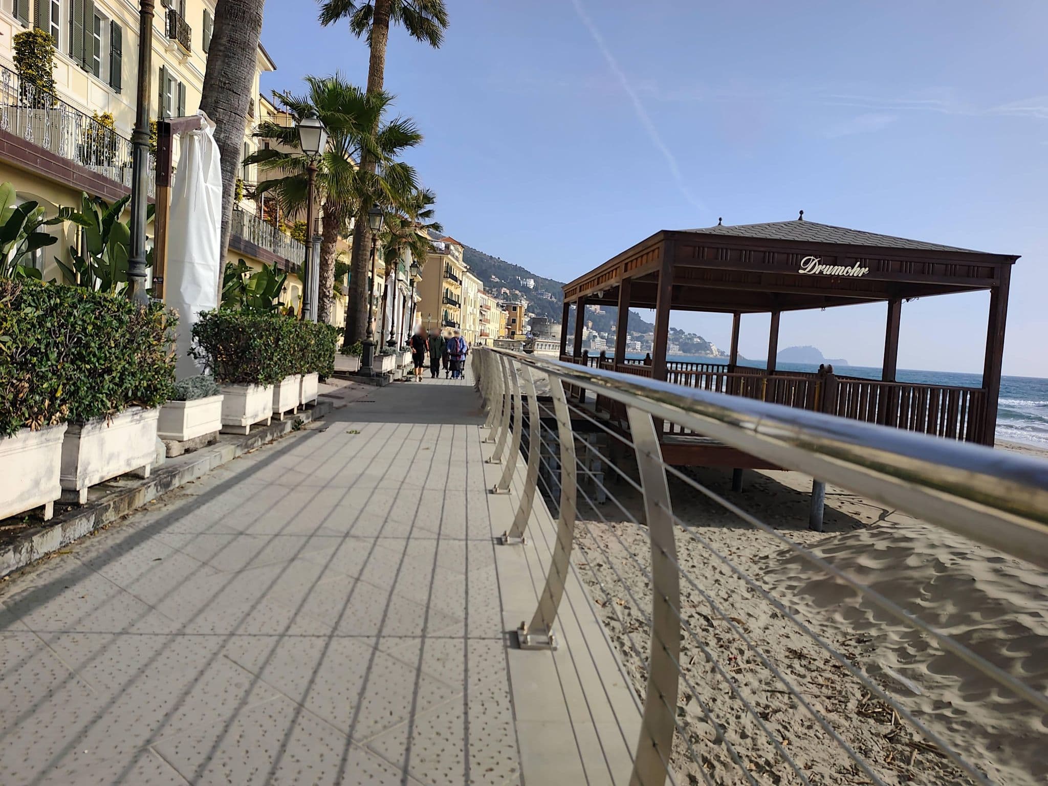 Street view near Grand Hotel d'Alassio, Alassio — © Duro (CC BY-SA · Mapillary)