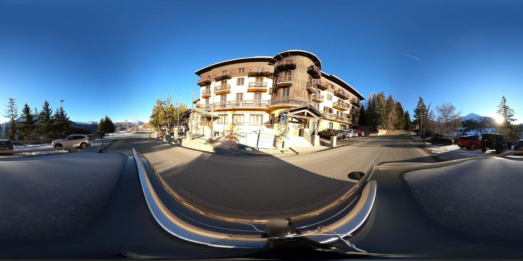 Street view near Belvedere Hotel, Sauze d'Oulx — © canfe (CC BY-SA · Mapillary)