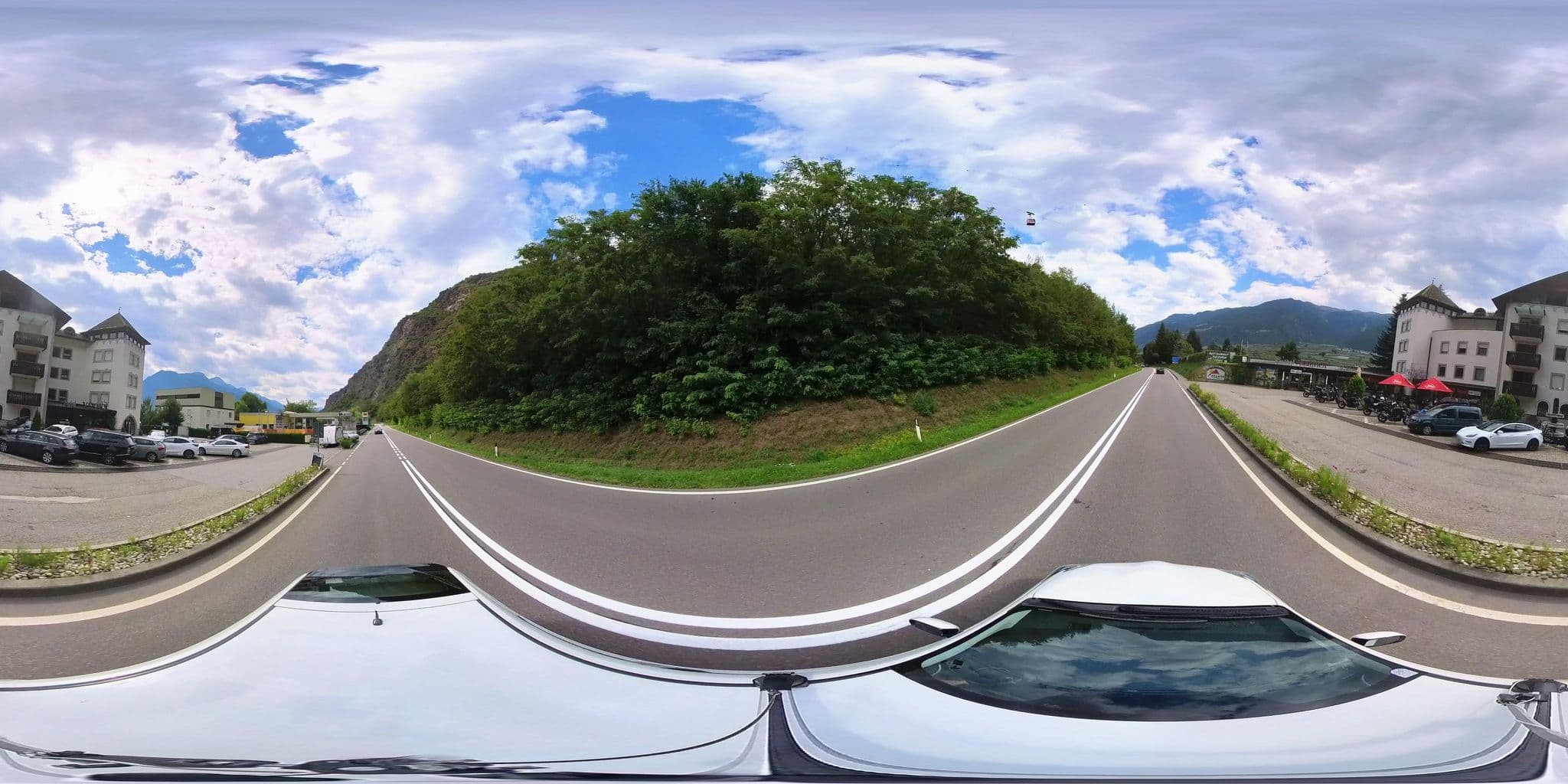 Street view near Hotel Vermoi, Laces — © osmplus_org (CC BY-SA · Mapillary)