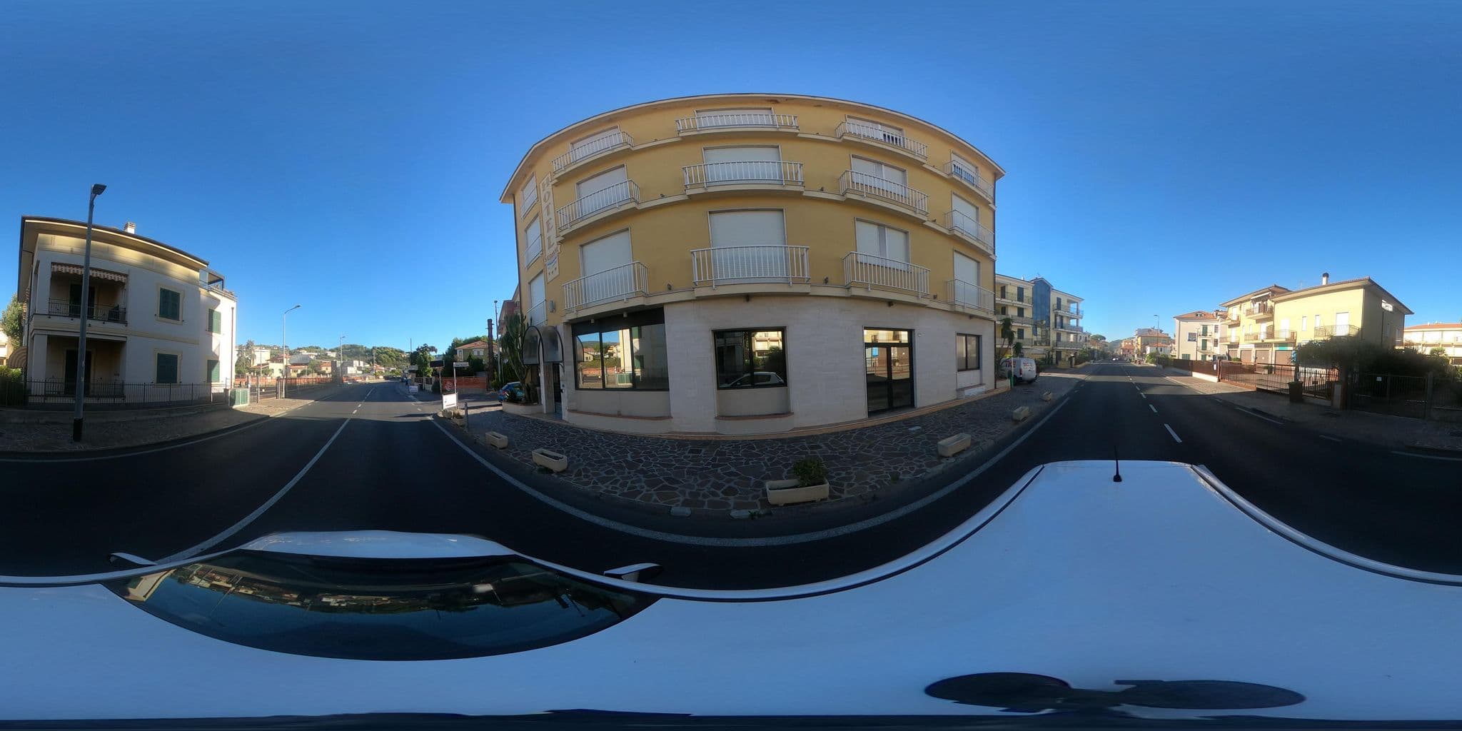 Street view near Hotel SoleMare, Diano Marina — © LucianoC63 (CC BY-SA · Mapillary)