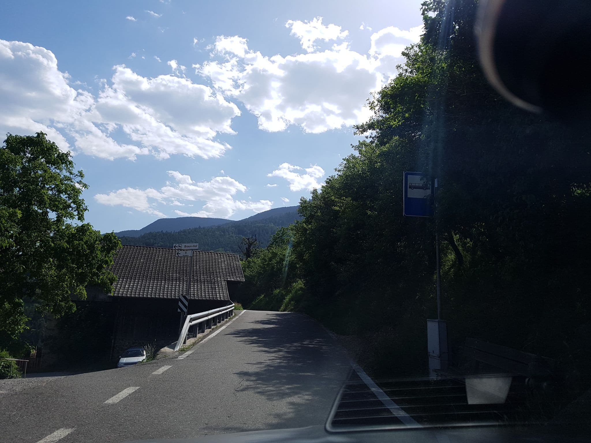 Street view near Braunhof, Villandro - Villanders — © dsmm (CC BY-SA · Mapillary)