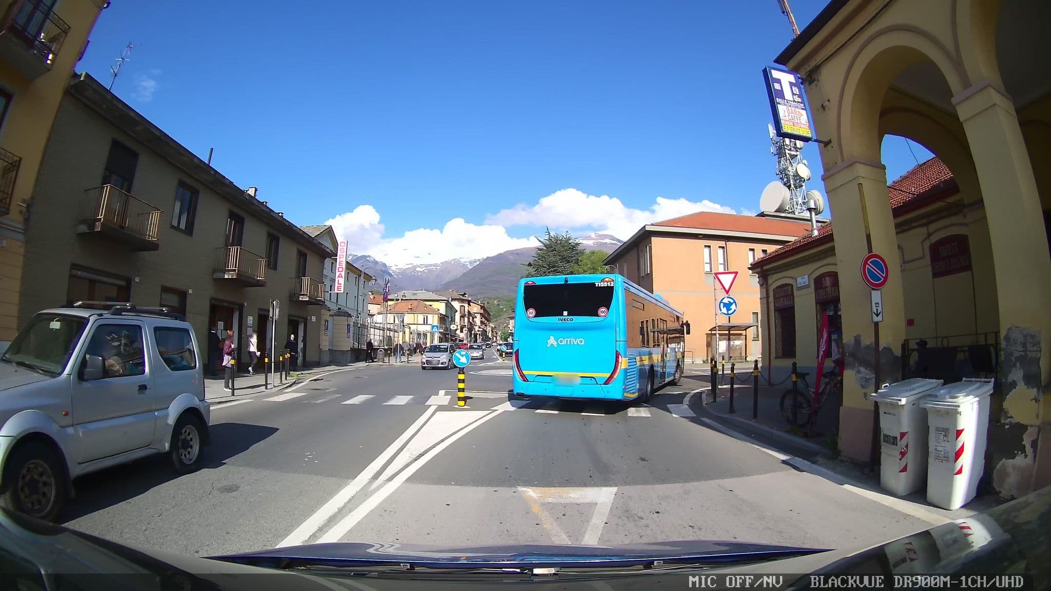 Street view near Hotel Susa & Stazione, Susa — © jrachi (CC BY-SA · Mapillary)