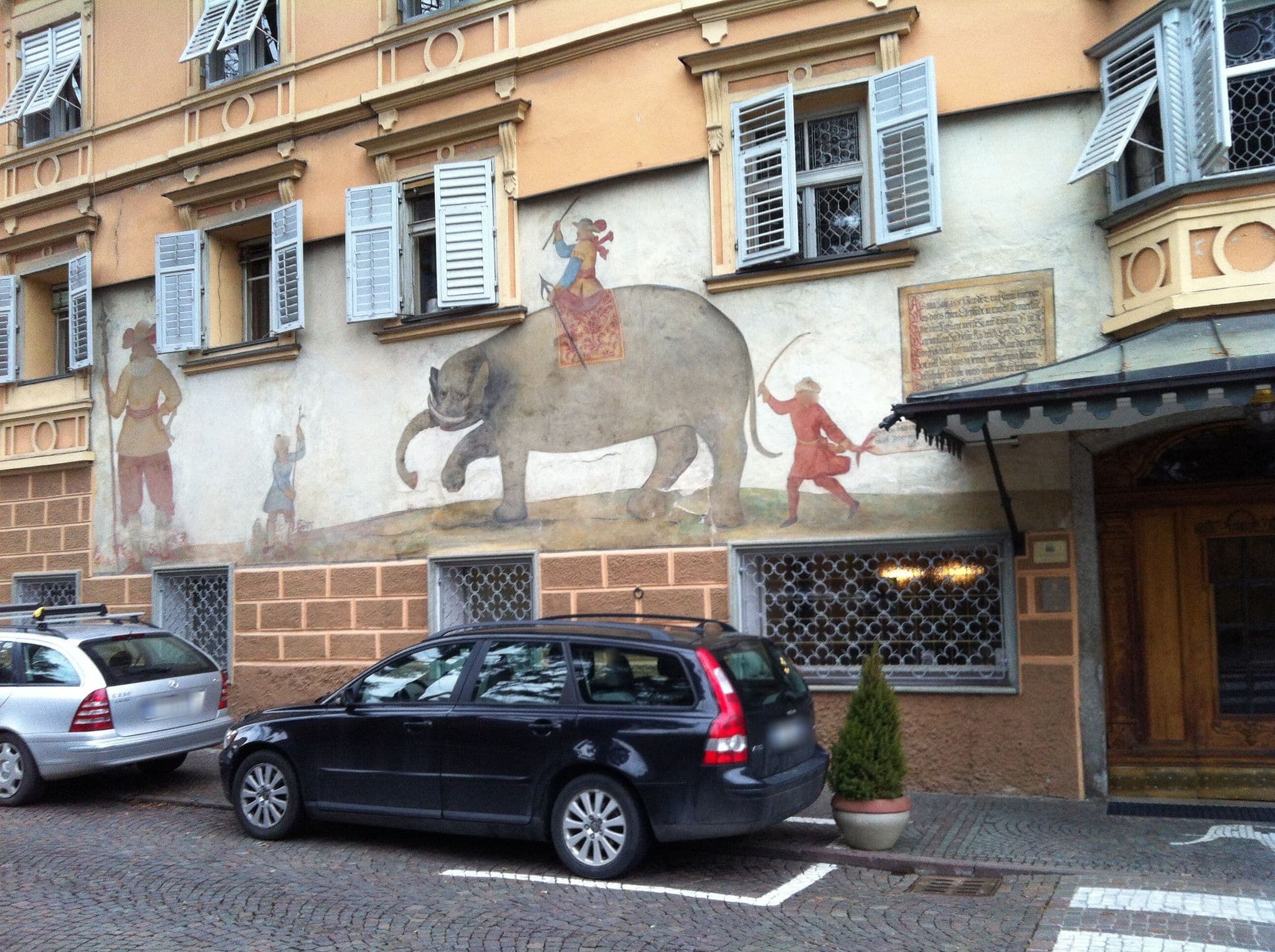 Street view near Hotel Elephant - Albergo Elefante, Bressanone — © miguel_andrade (CC BY-SA · Mapillary)