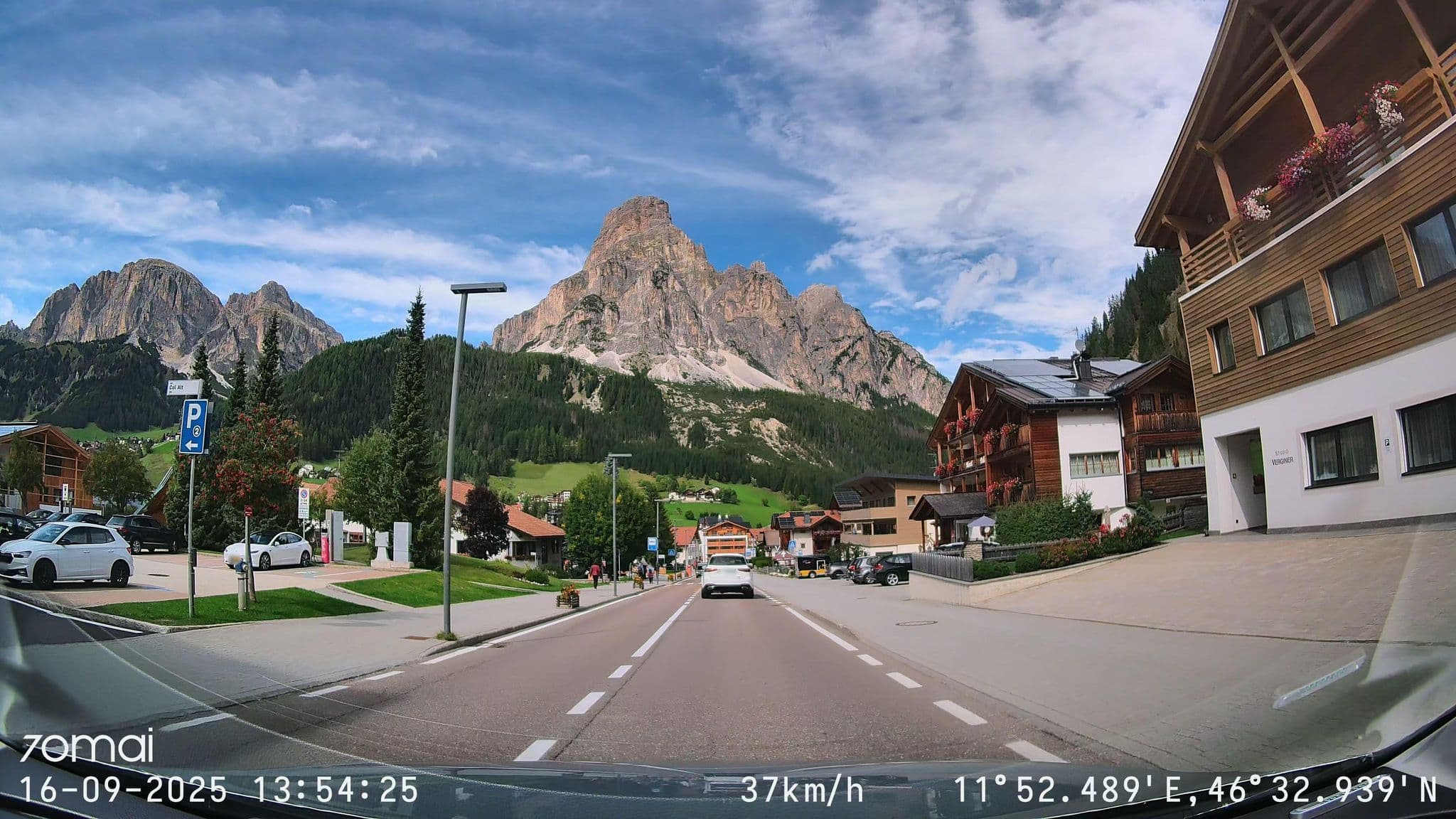 Street view near Villa Tony, Selva