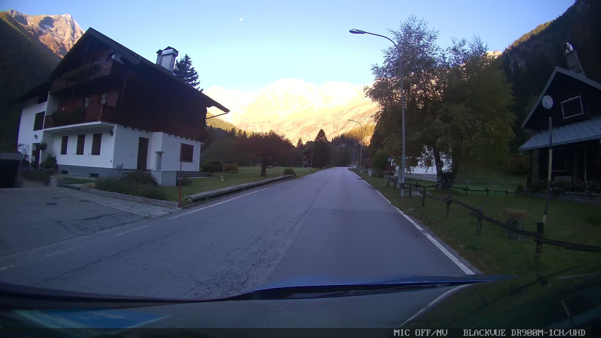 Street view near Casa per ferie Don Oberto, Pieve Vergonte — © jrachi (CC BY-SA · Mapillary)
