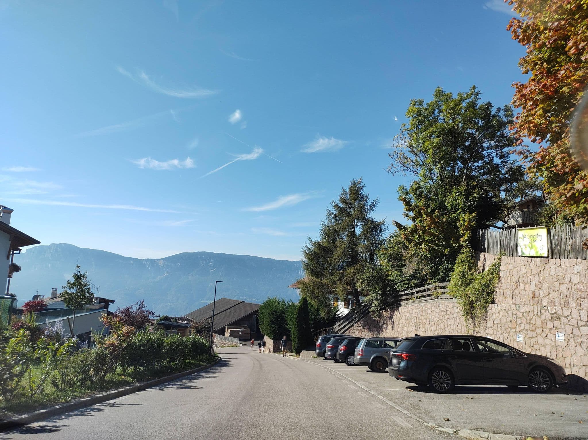 Street view near Hotel Pension Schlaneiderhof, Gargazzone — © thetornado76 (CC BY-SA · Mapillary)