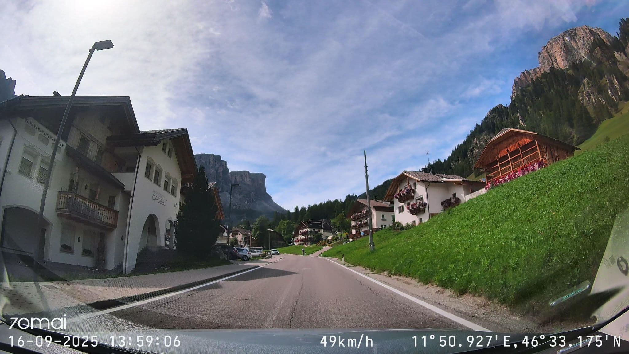 Street view near Apartments Barantl, Selva