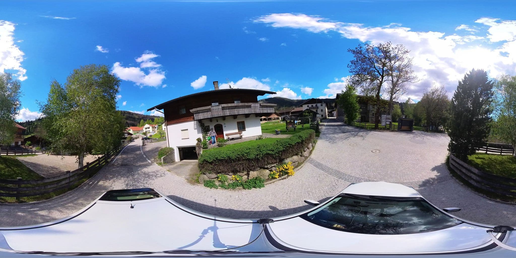 Street view near Stöfflerhof, San Candido — © osmplus_org (CC BY-SA · Mapillary)