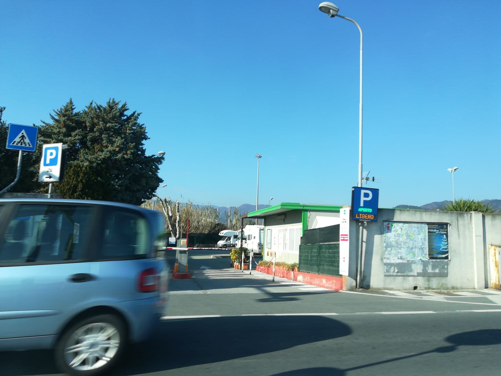 Street view near Area Sosta Camper Le Traversine, Valleggia — © gpanpas (CC BY-SA · Mapillary)