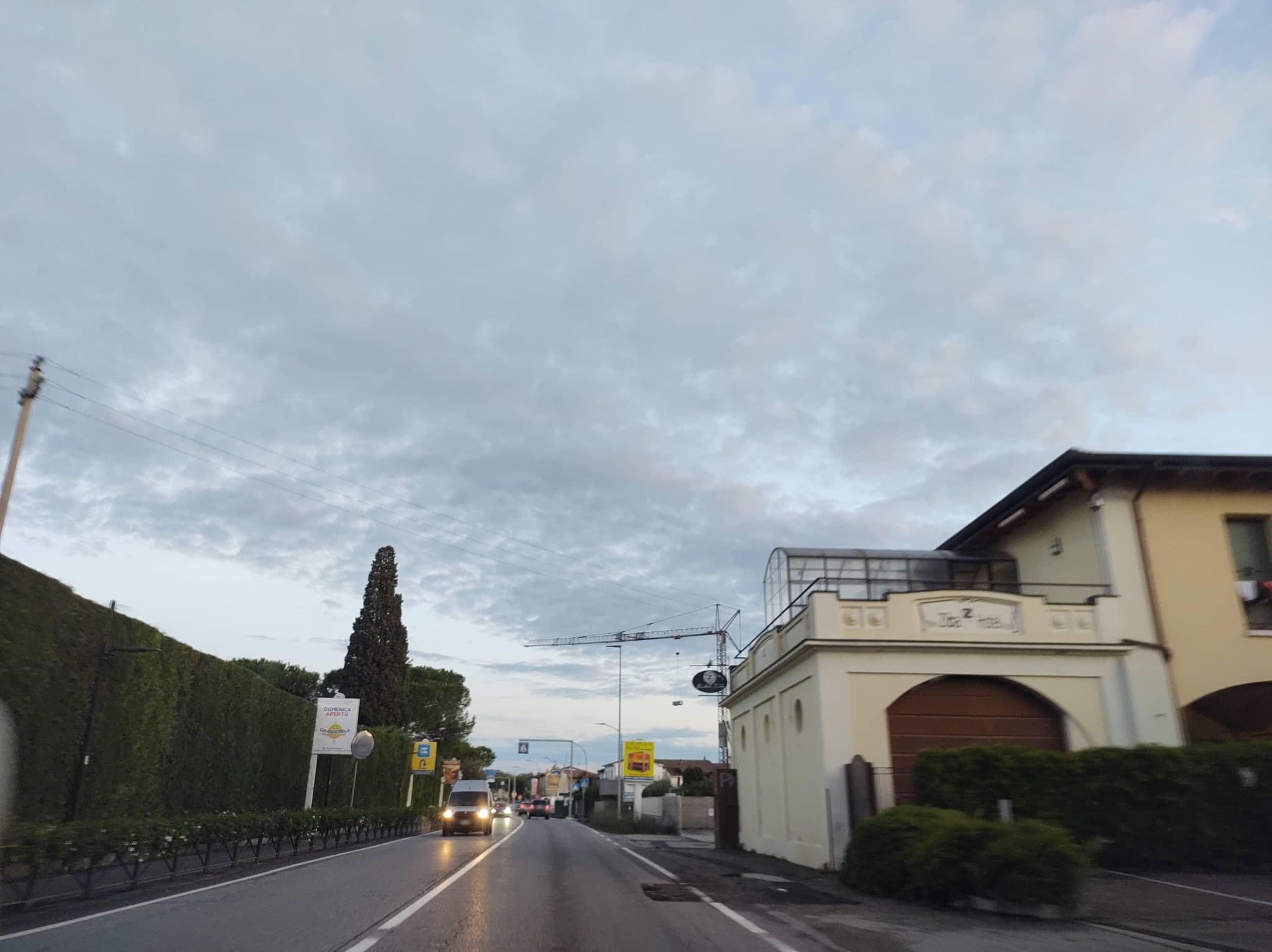 Street view near The Ziba Hotel, Peschiera del Garda — © thetornado76 (CC BY-SA · Mapillary)