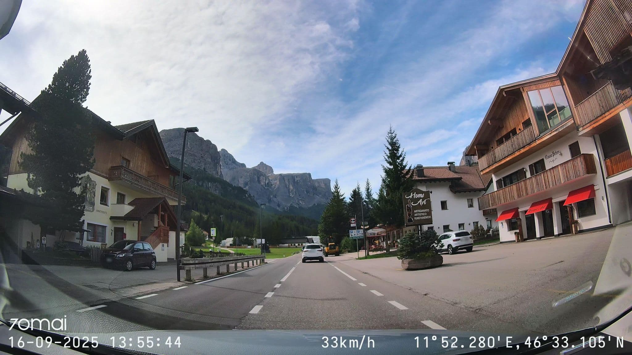 Street view near Lis Appartments, Selva