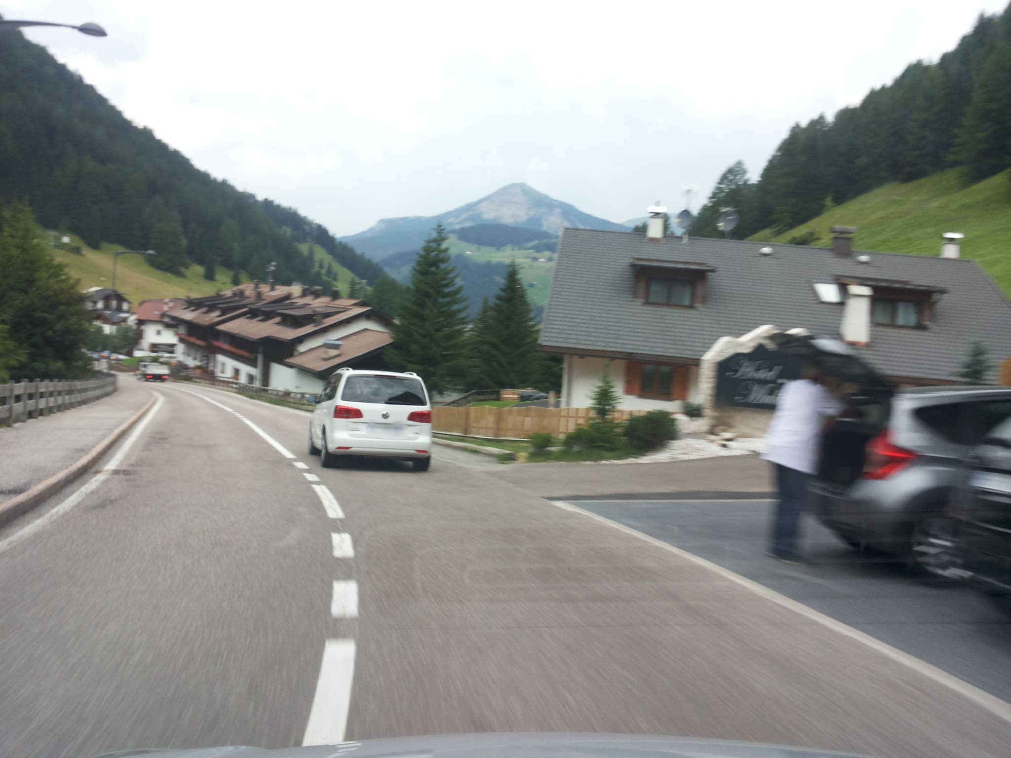 Street view near Cësa Callegari, Selva