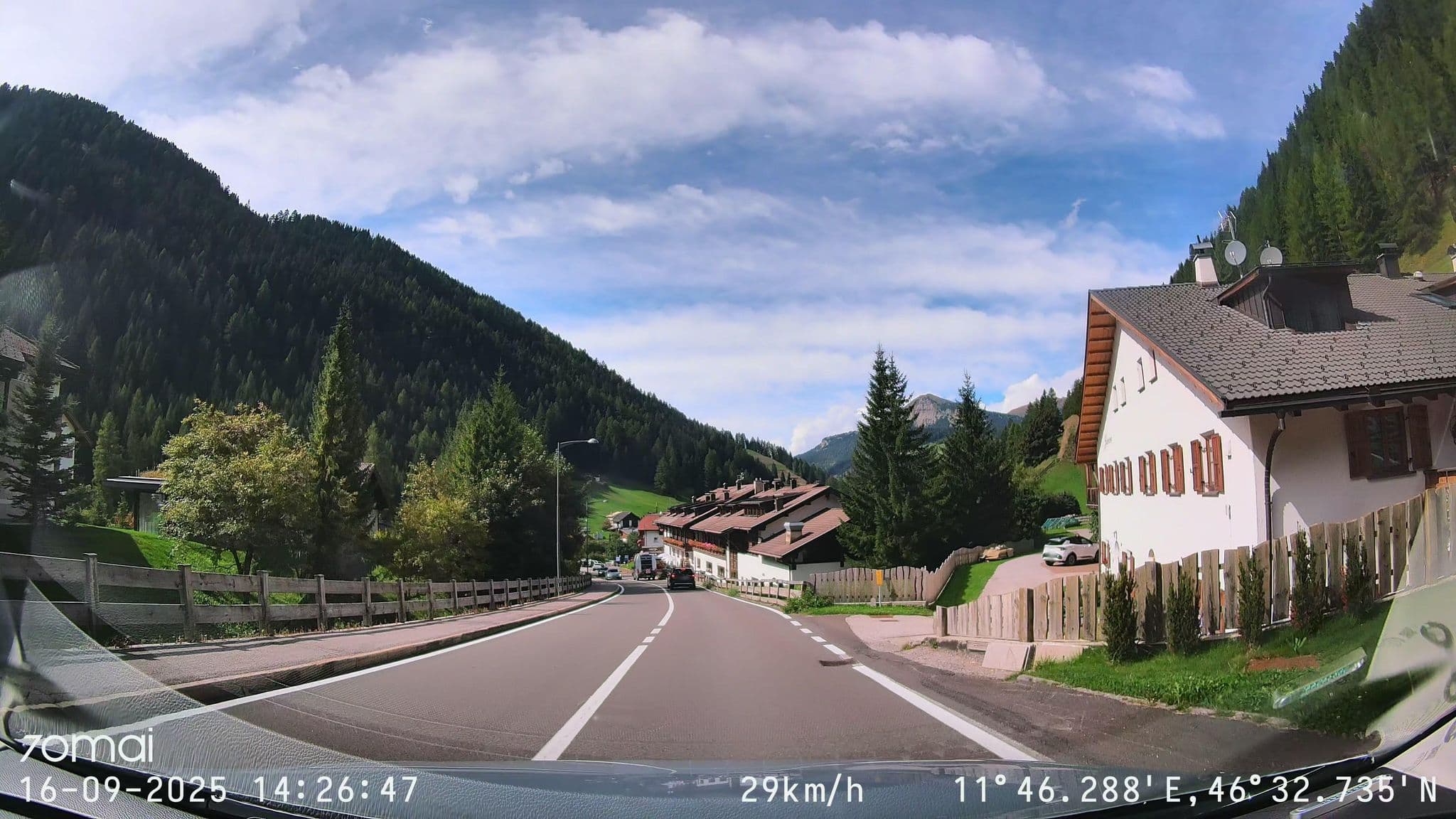 Street view near Janon, Selva