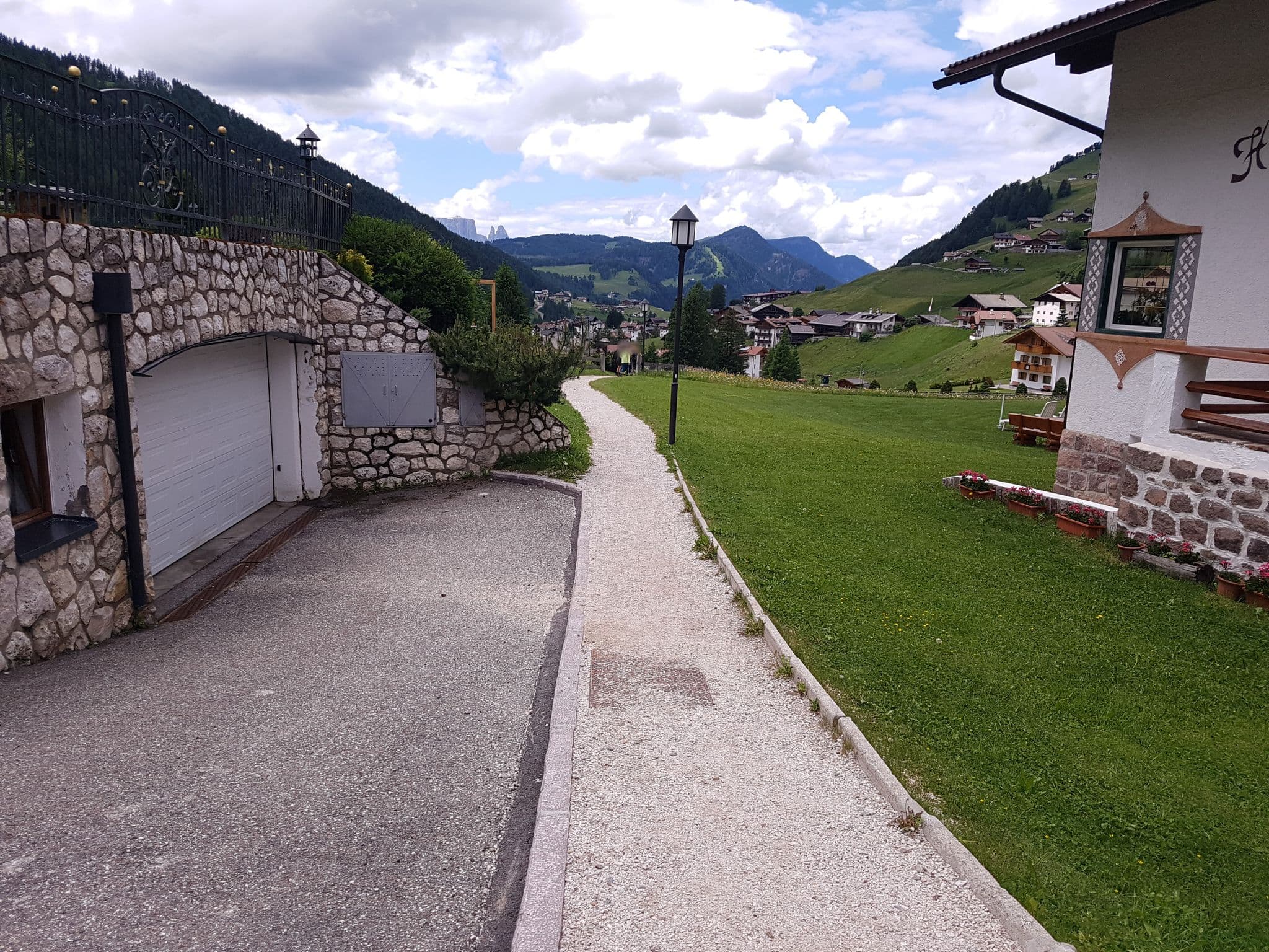 Street view near Villa Erna, Selva
