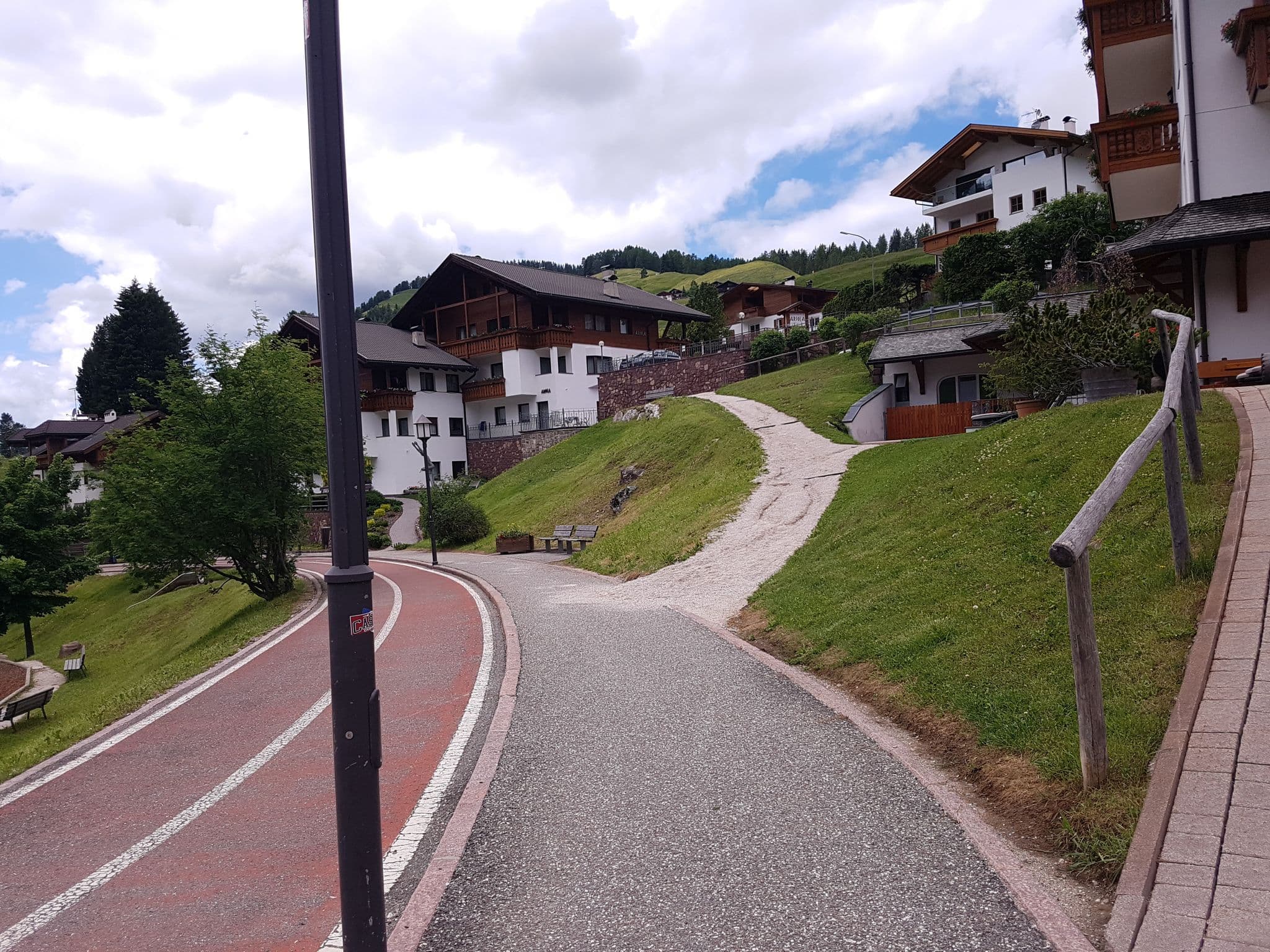 Street view near Plazola, Selva