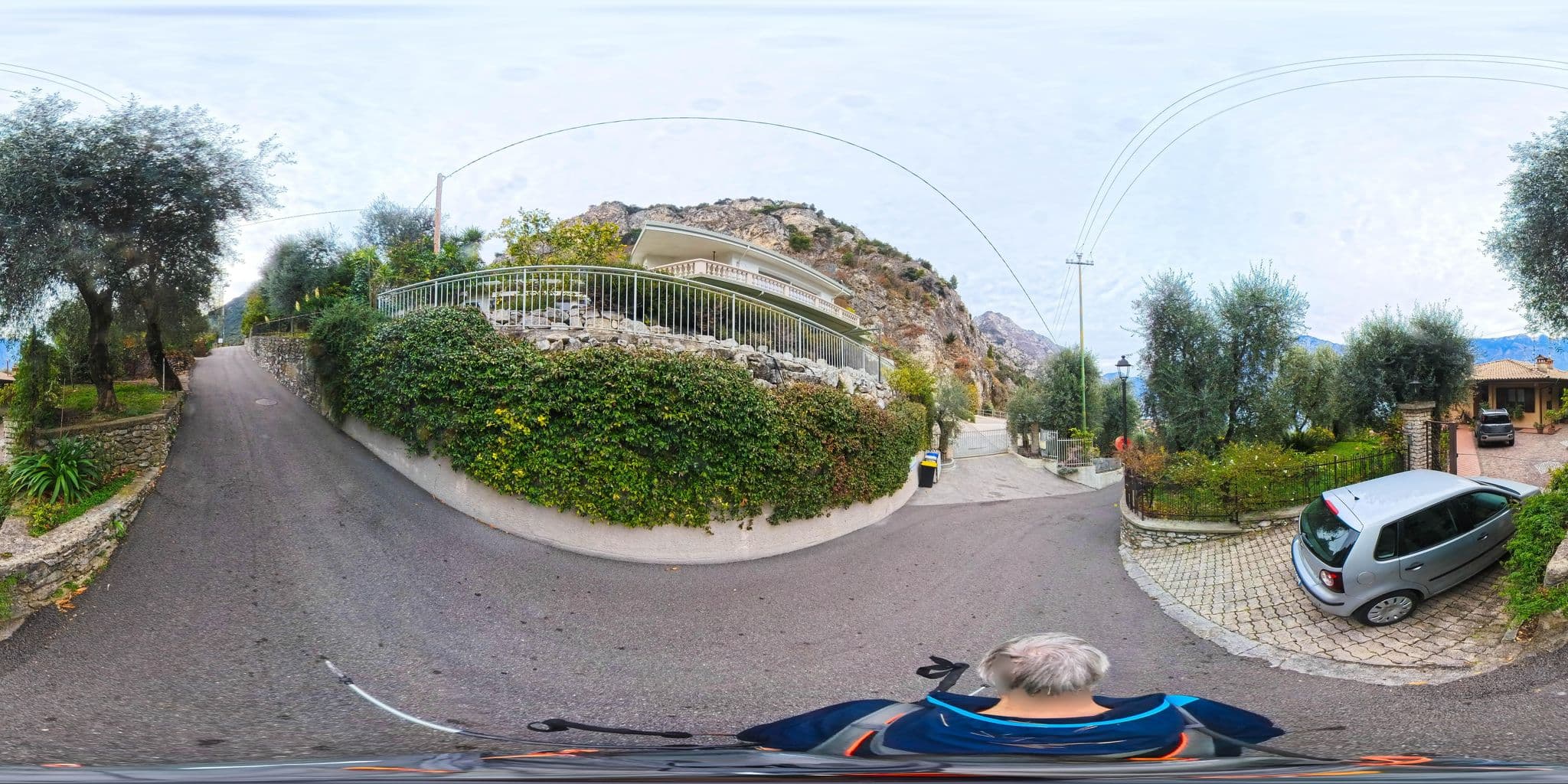 Street view near oLIVEto B&B, Limone sul Garda — © Hol_Ger (CC BY-SA · Mapillary)